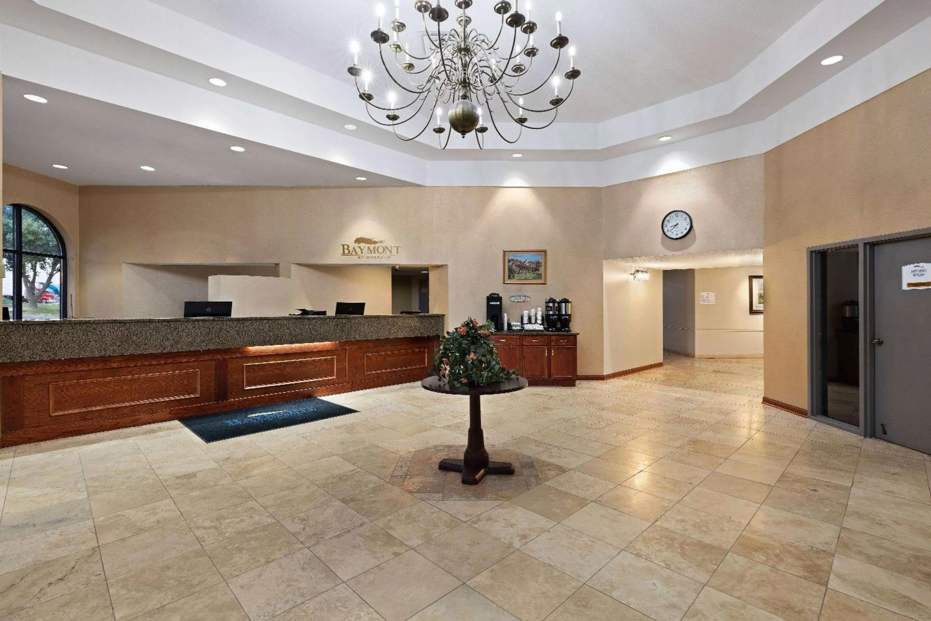 Lobby or reception in Baymont by Wyndham Shakopee
