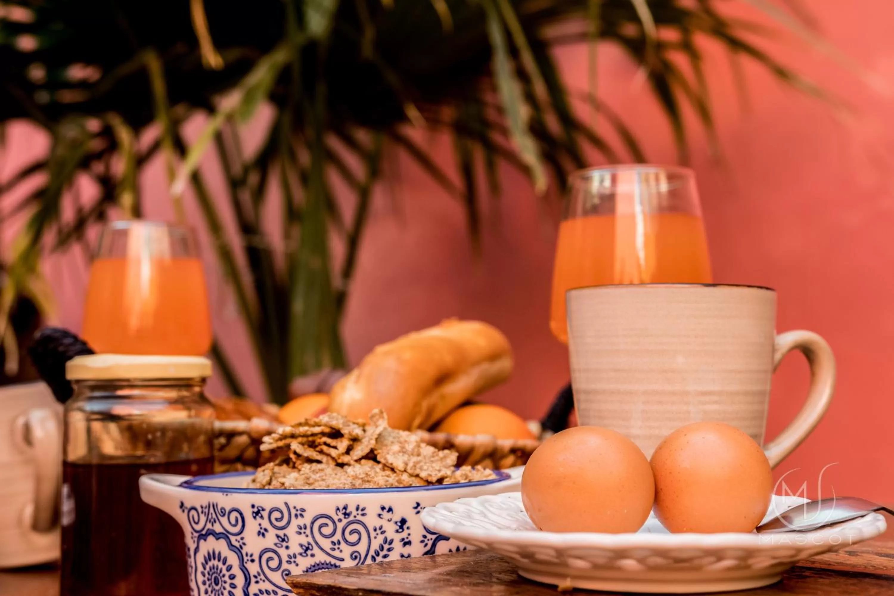 Breakfast in Mascot Garden Rooms