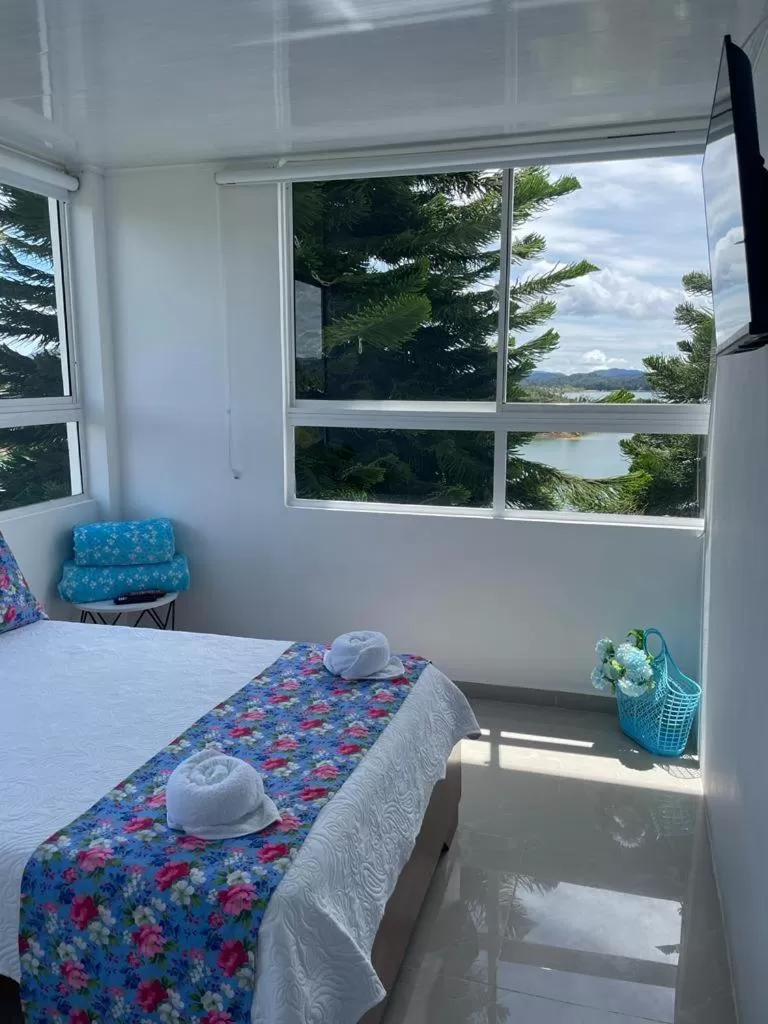 Paradise Lake Finca Hotel