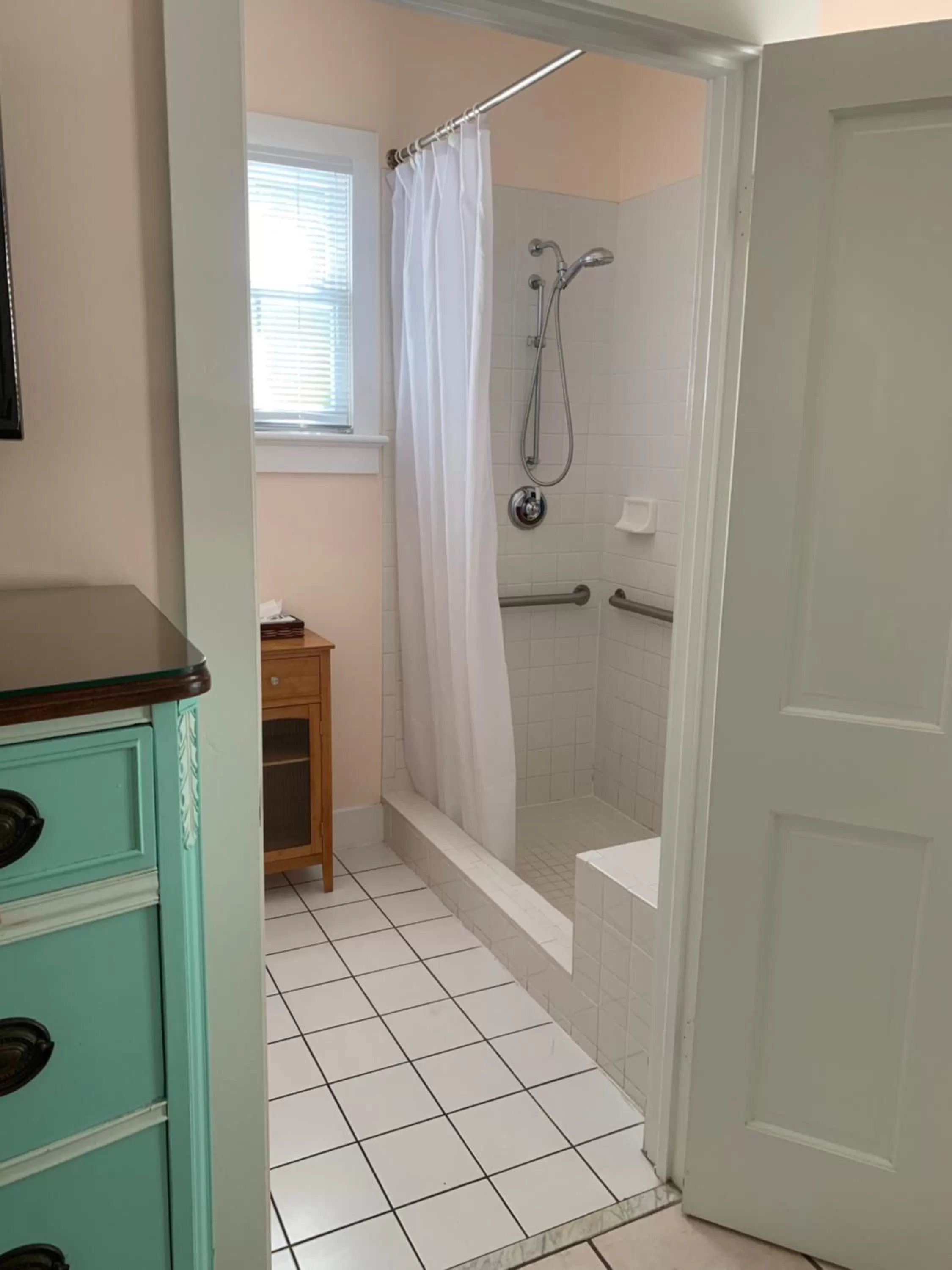Bathroom in The Conch House Heritage Inn
