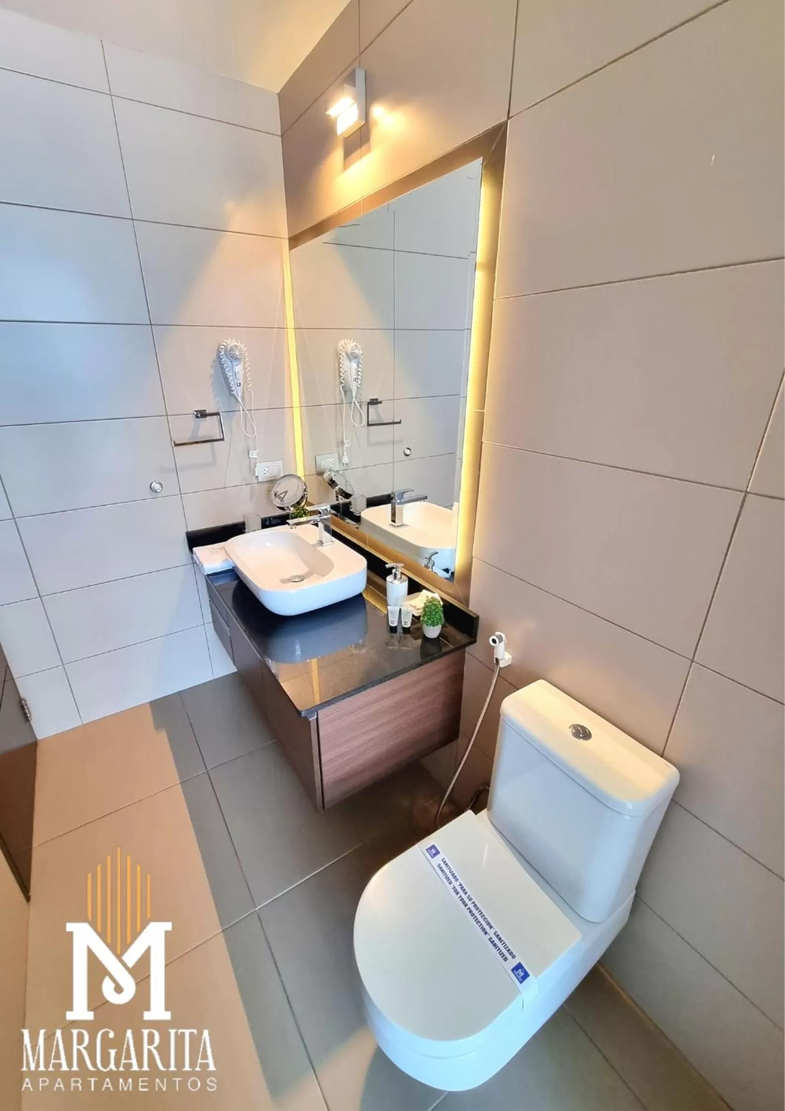 Toilet, Bathroom in Margarita Apartamentos