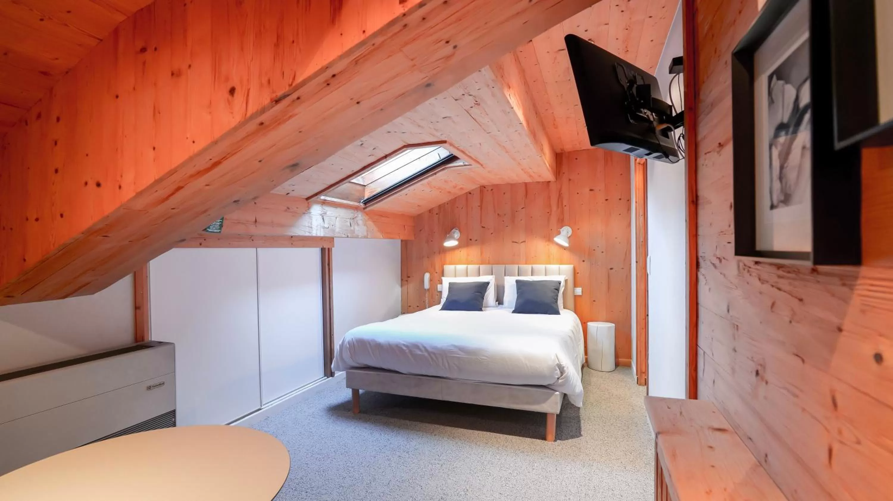 Bed in Hôtel des 2 Gares