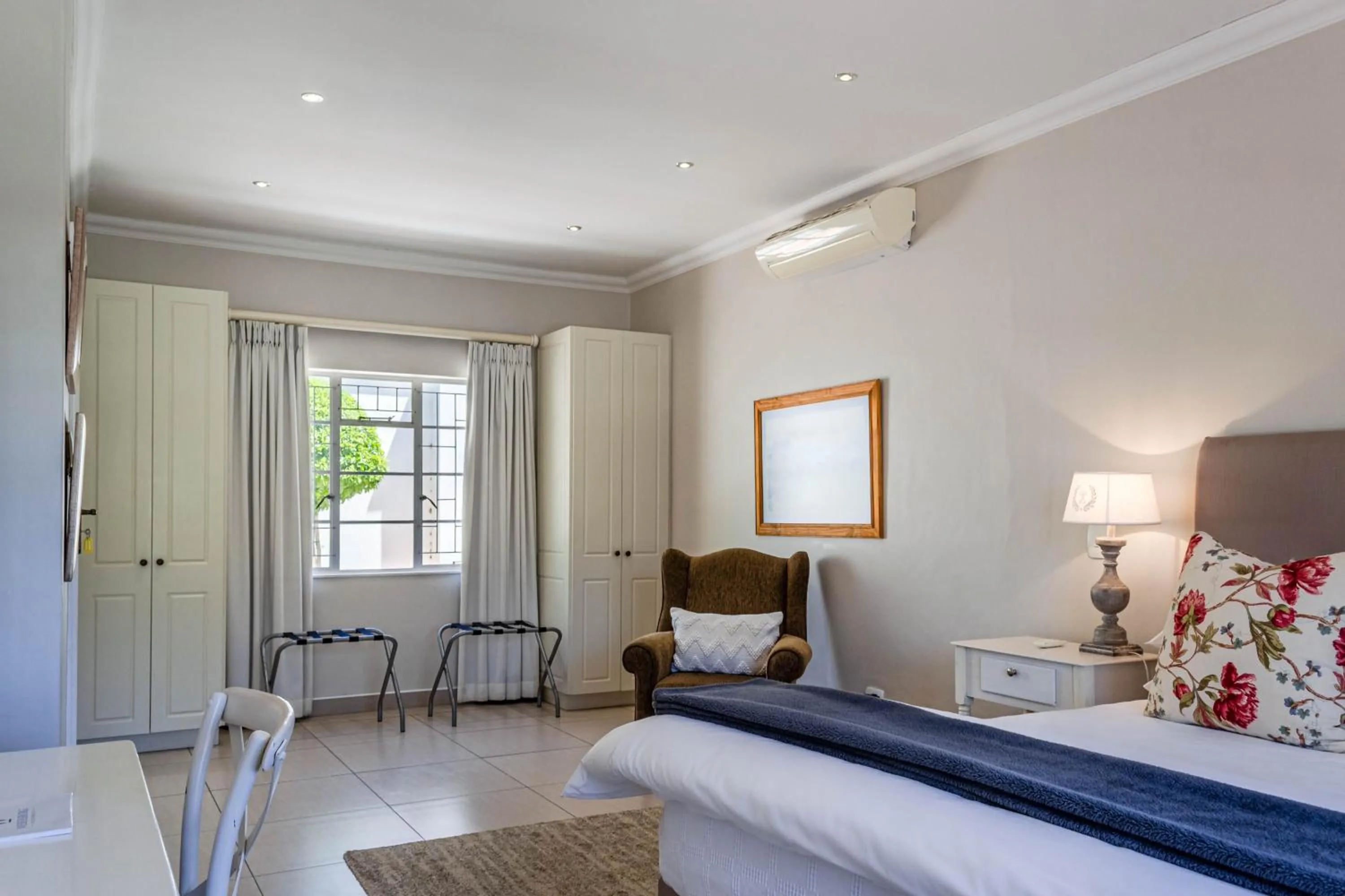 Bedroom, Bed in Webersburg