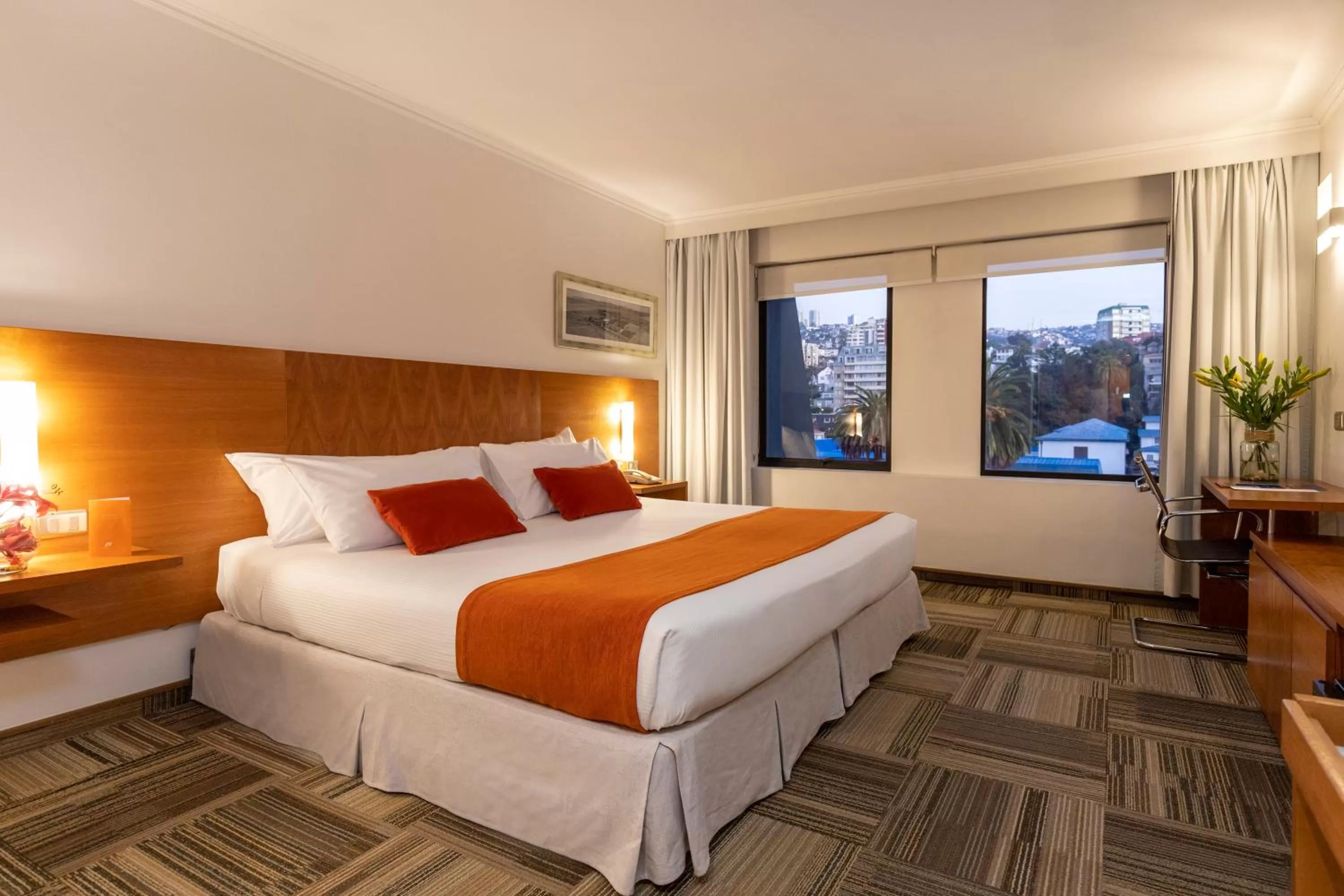 Bedroom, Bed in Best Western Marina del Rey