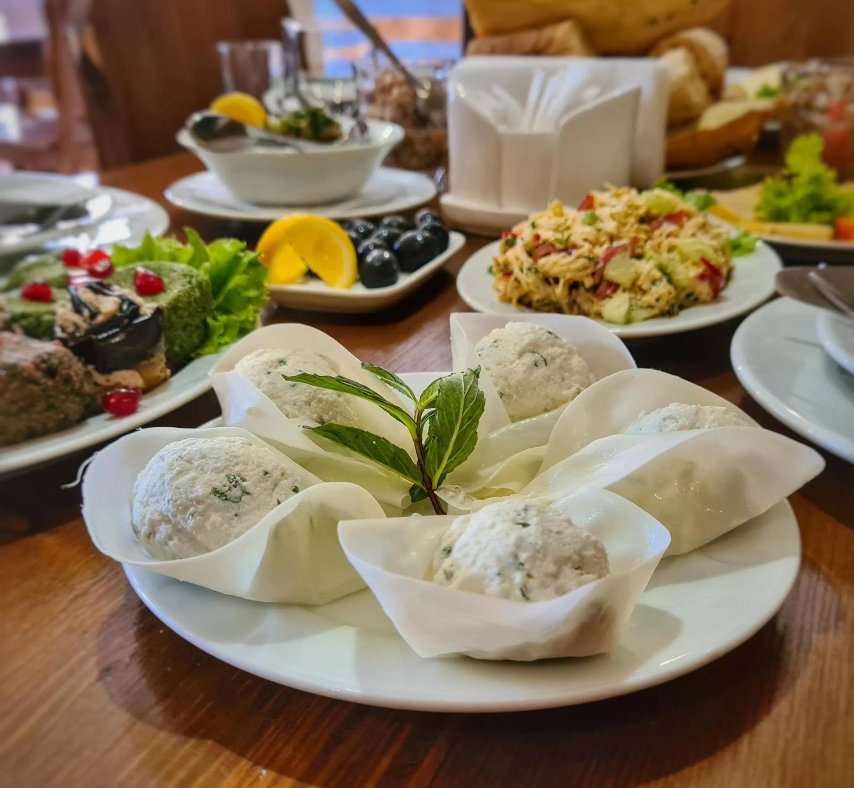 Food and drinks in Chveni sakhli