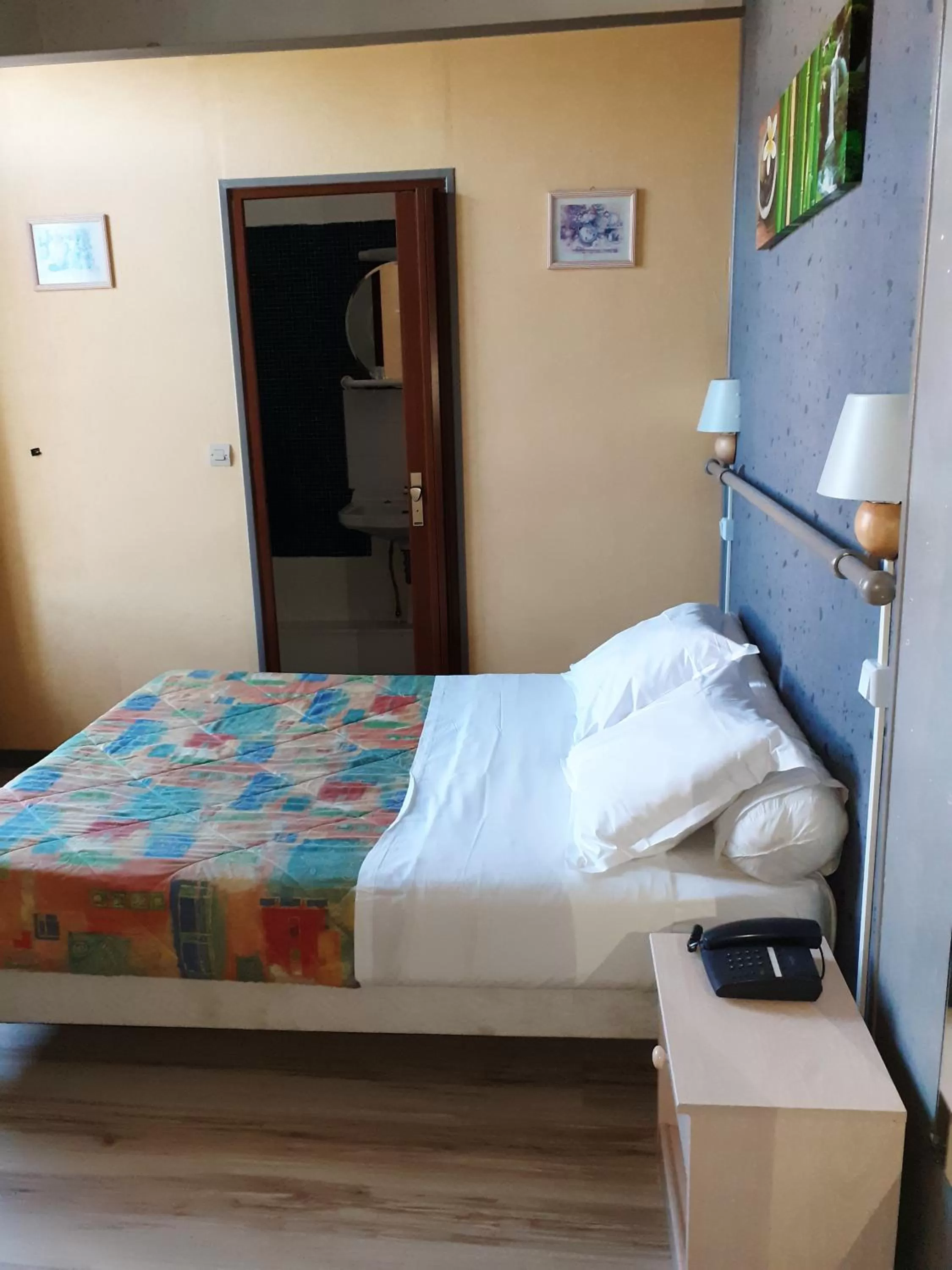 Bed in Hotel du chateau blanc