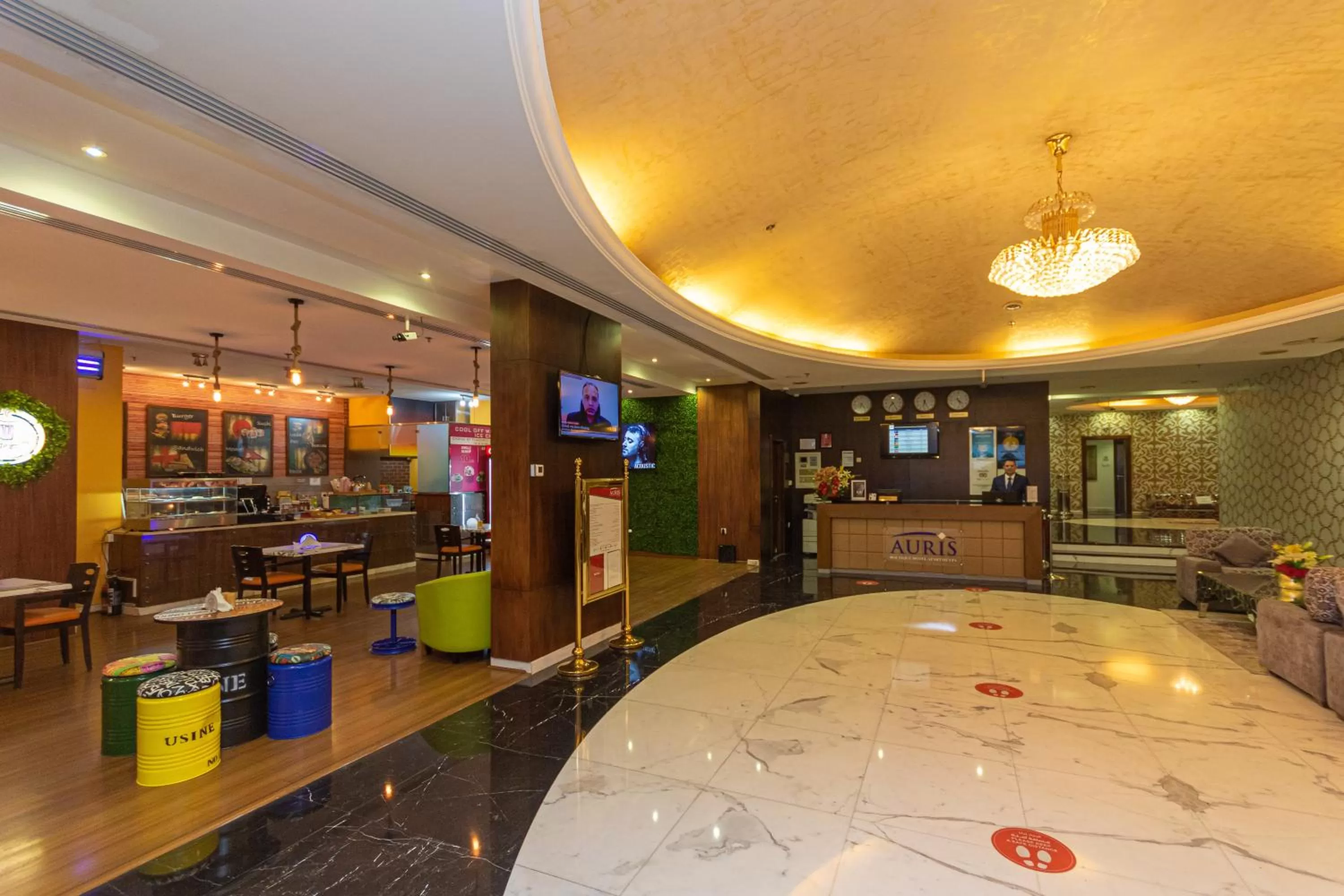 Lobby or reception in Auris Boutique Hotel Apartments, Al Barsha - At The Mall