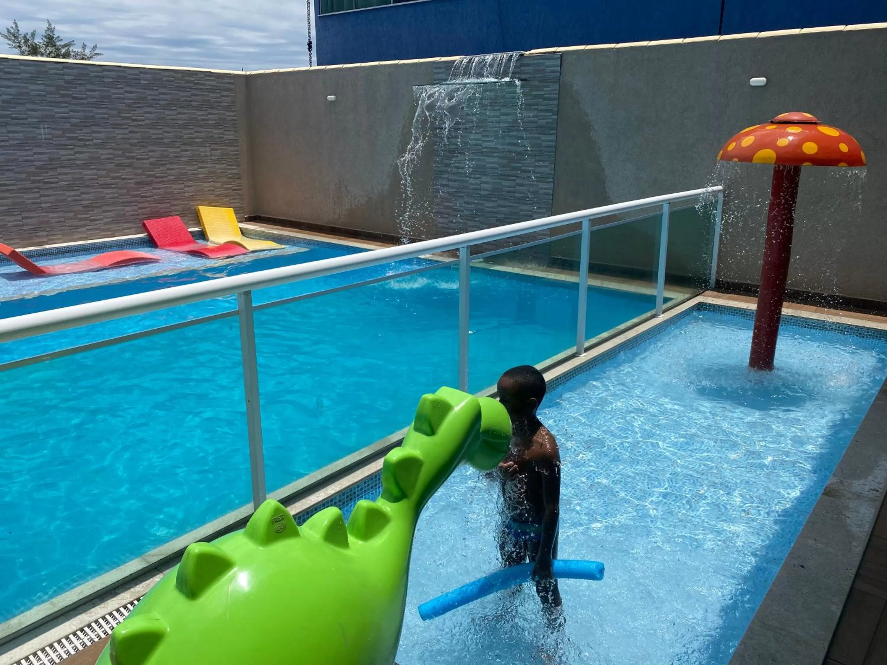 Swimming pool in Pousada Laguna Hotel