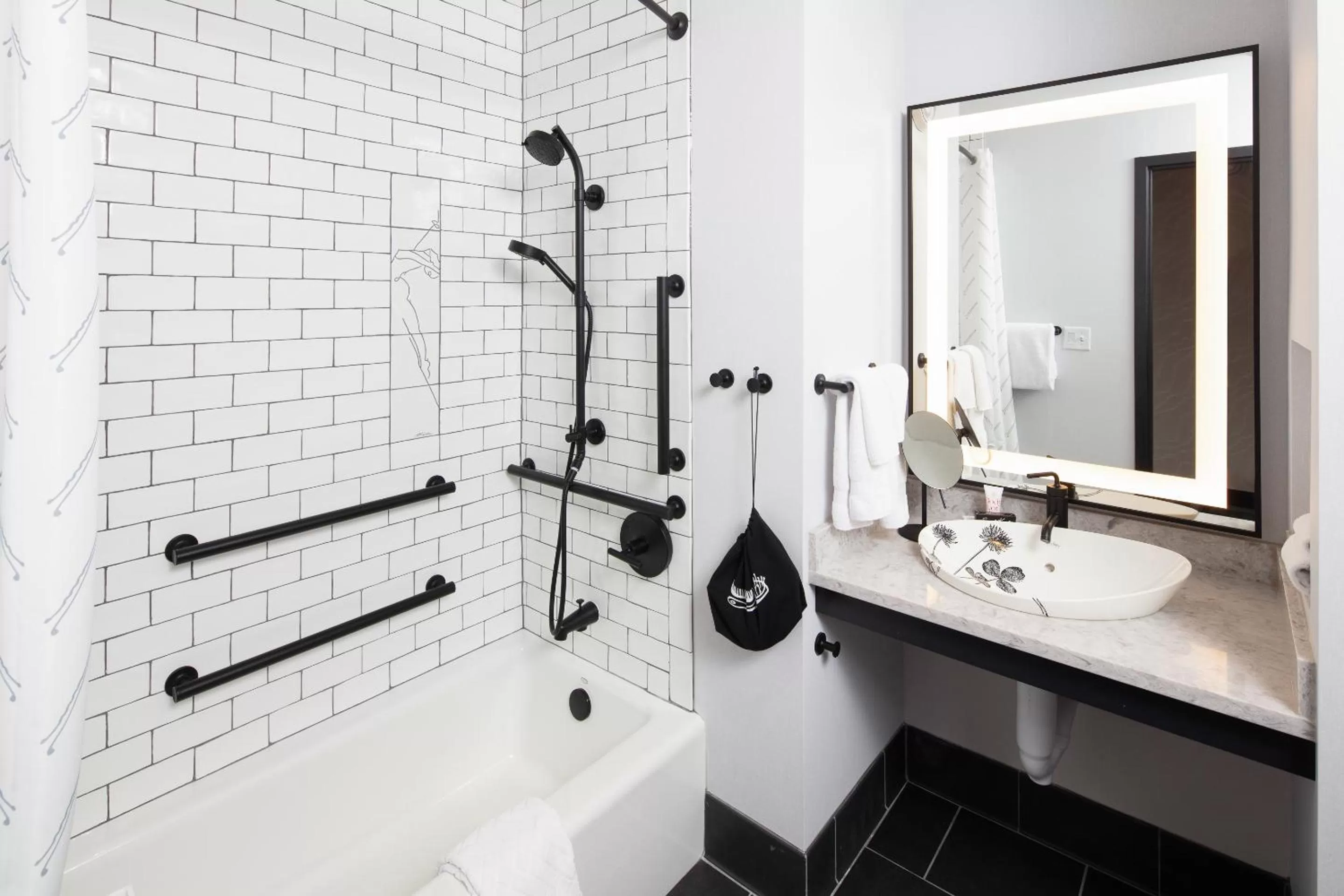 Bathroom in Saint Kate - The Arts Hotel