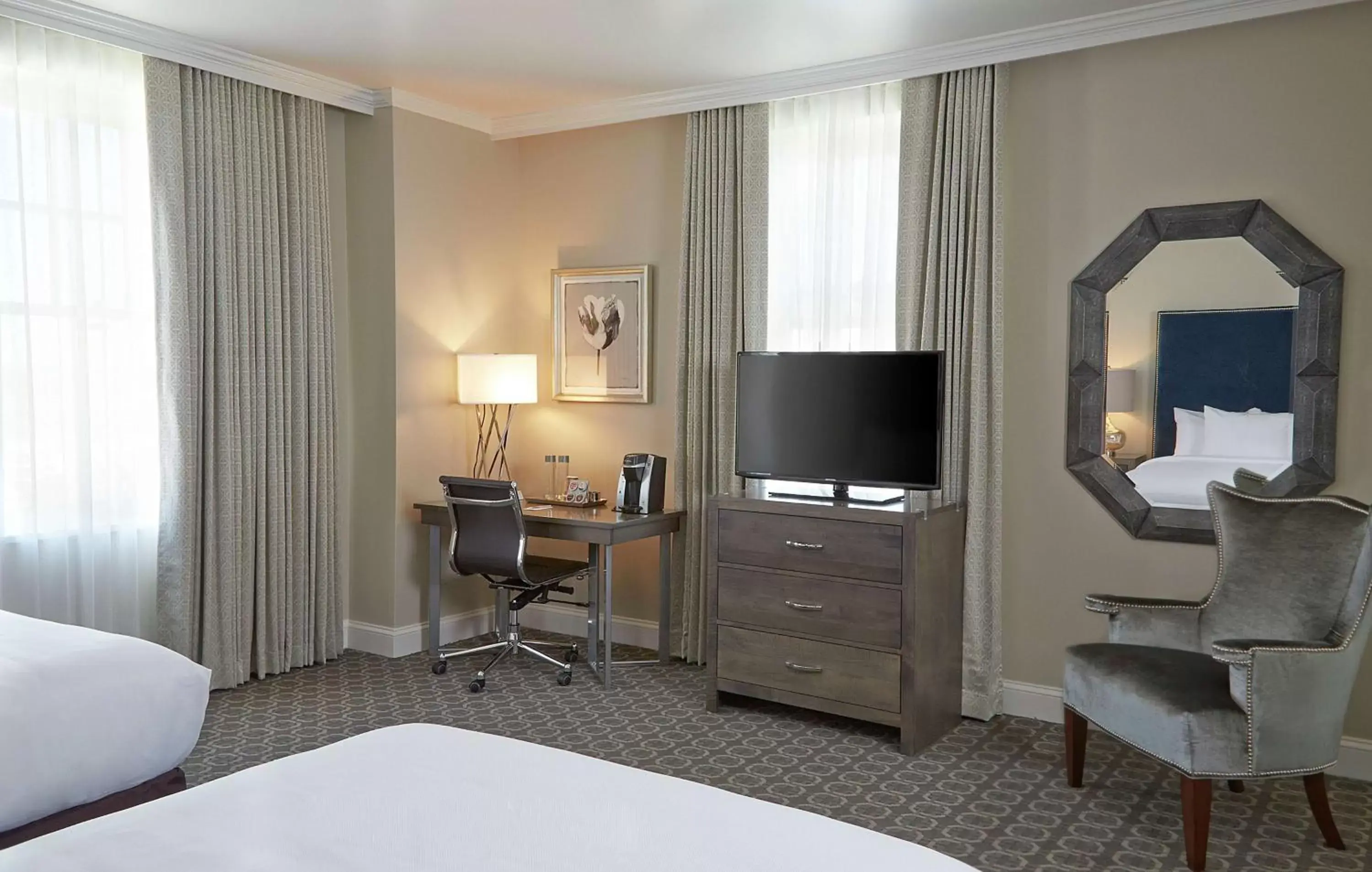 Corner Room with Two Double Beds in Redmont Hotel Birmingham - Curio Collection by Hilton Corner Room with Two Double Beds in Redmont Hotel Birmingham - Curio Collection by Hilton