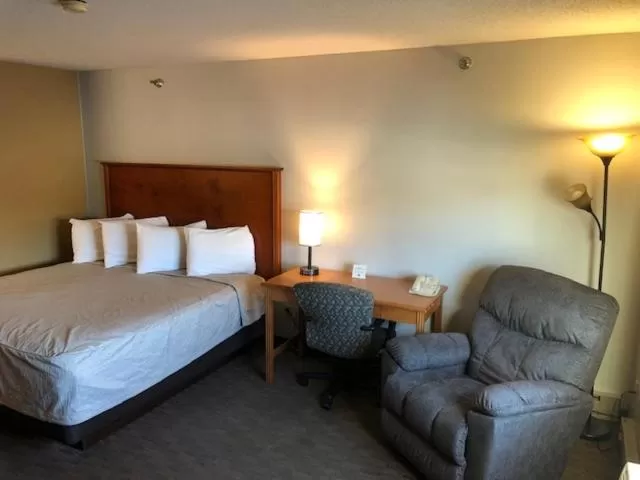 Bed in Governors Inn a Travelodge by Wyndham