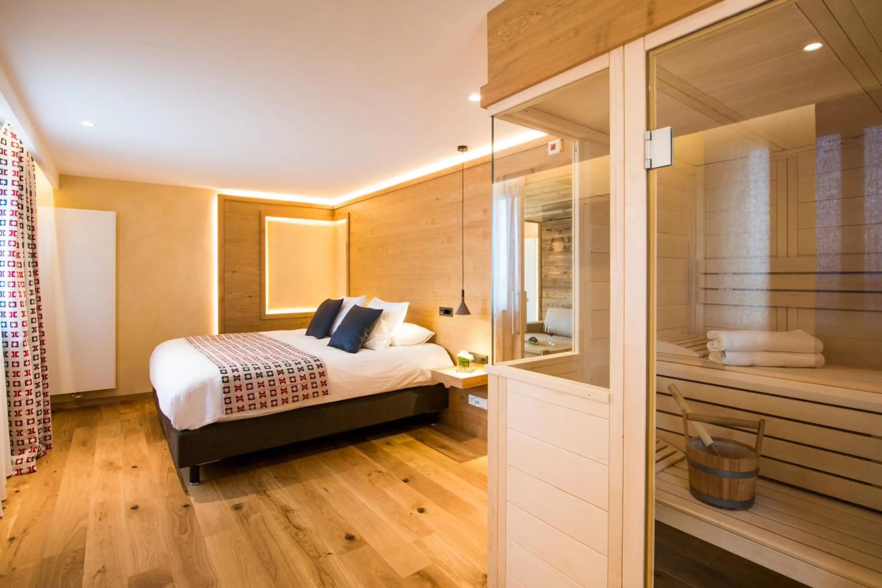 Suite with Spa Access in Hostellerie Des Châteaux & Spa Suite with Spa Access in Hostellerie Des Châteaux & Spa