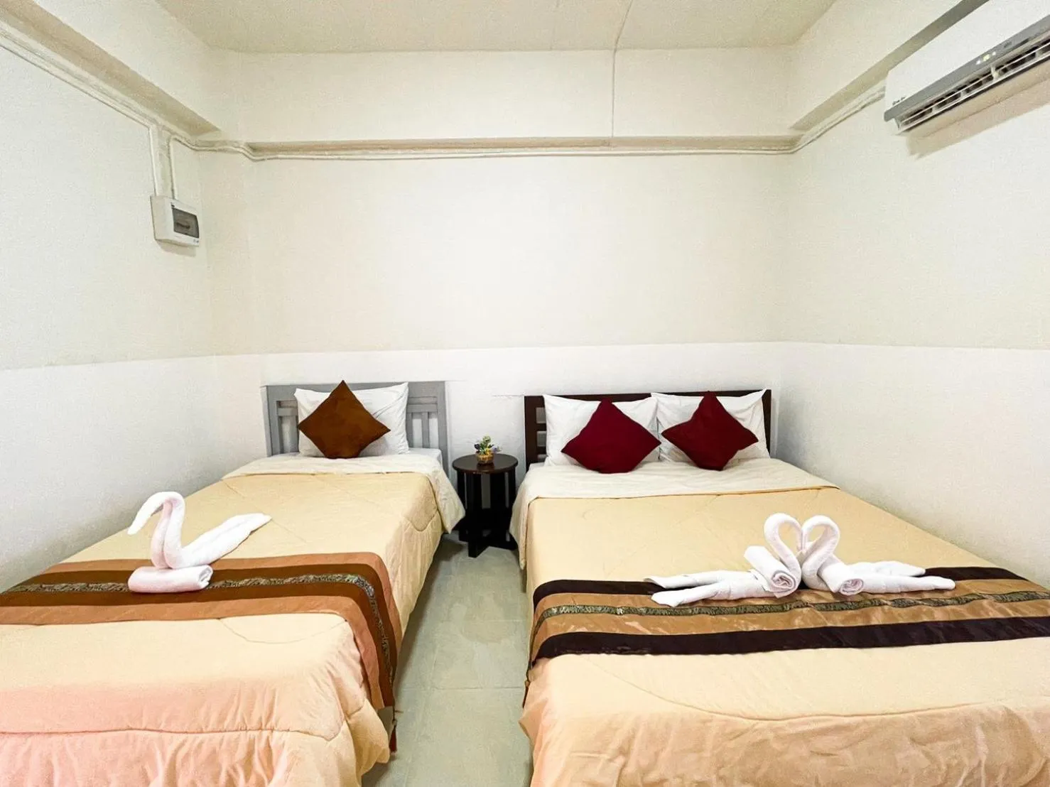 Bed in Rueangrat Hotel