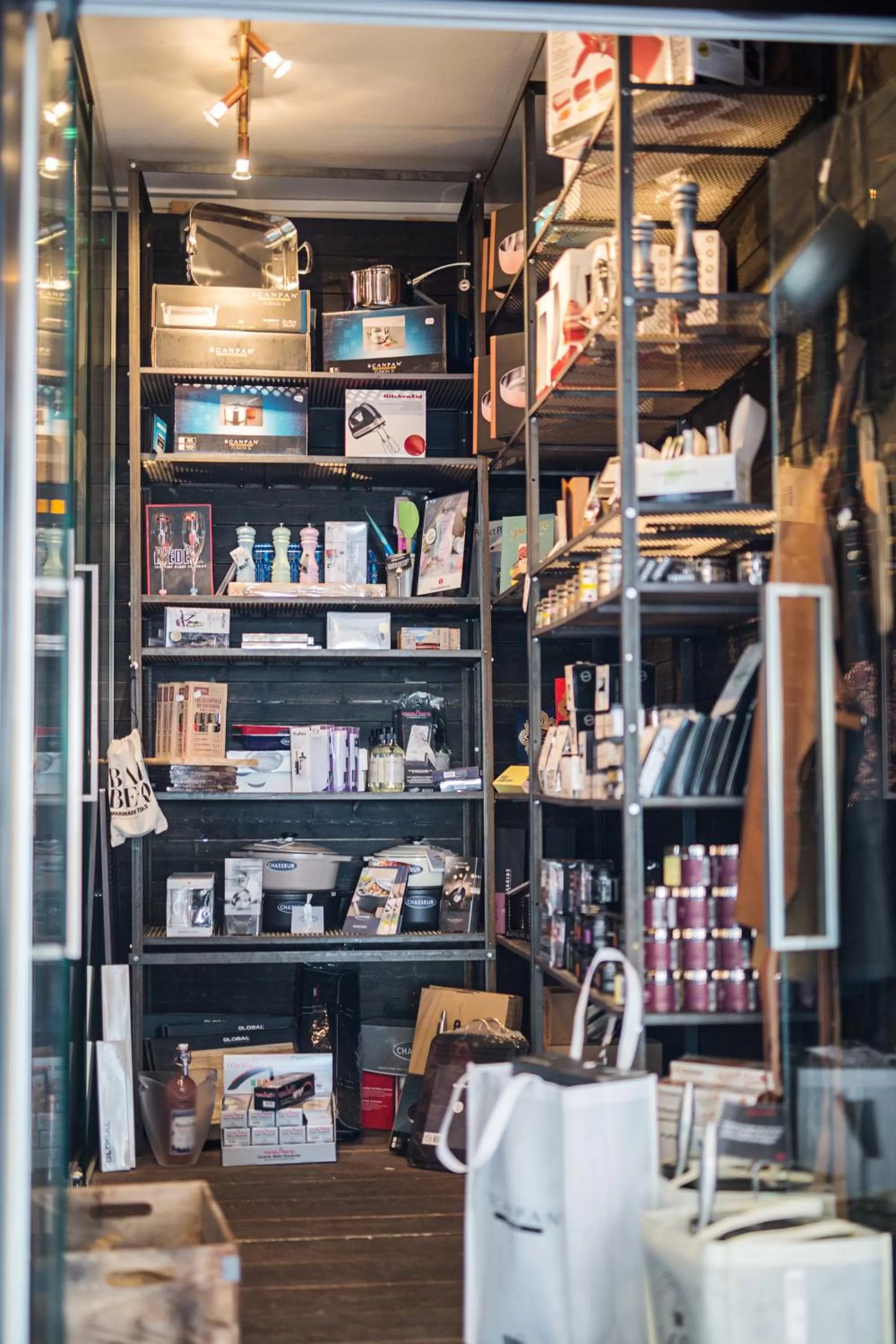 On-site shops in SPiS Hotel & Hostel