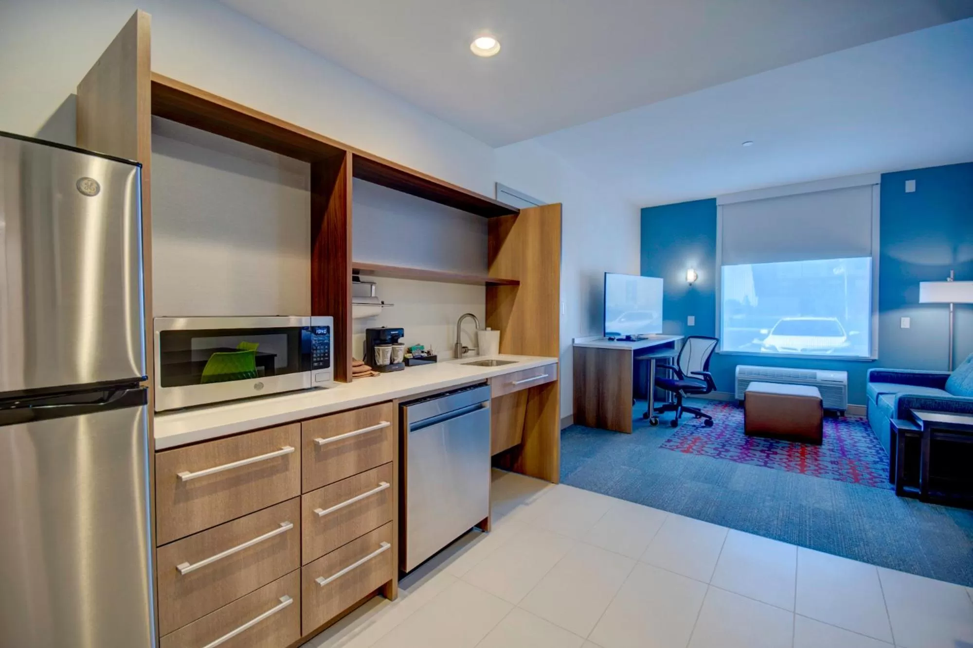 Kitchen or kitchenette in Home2 Suites By Hilton Shepherdsville Louisville South