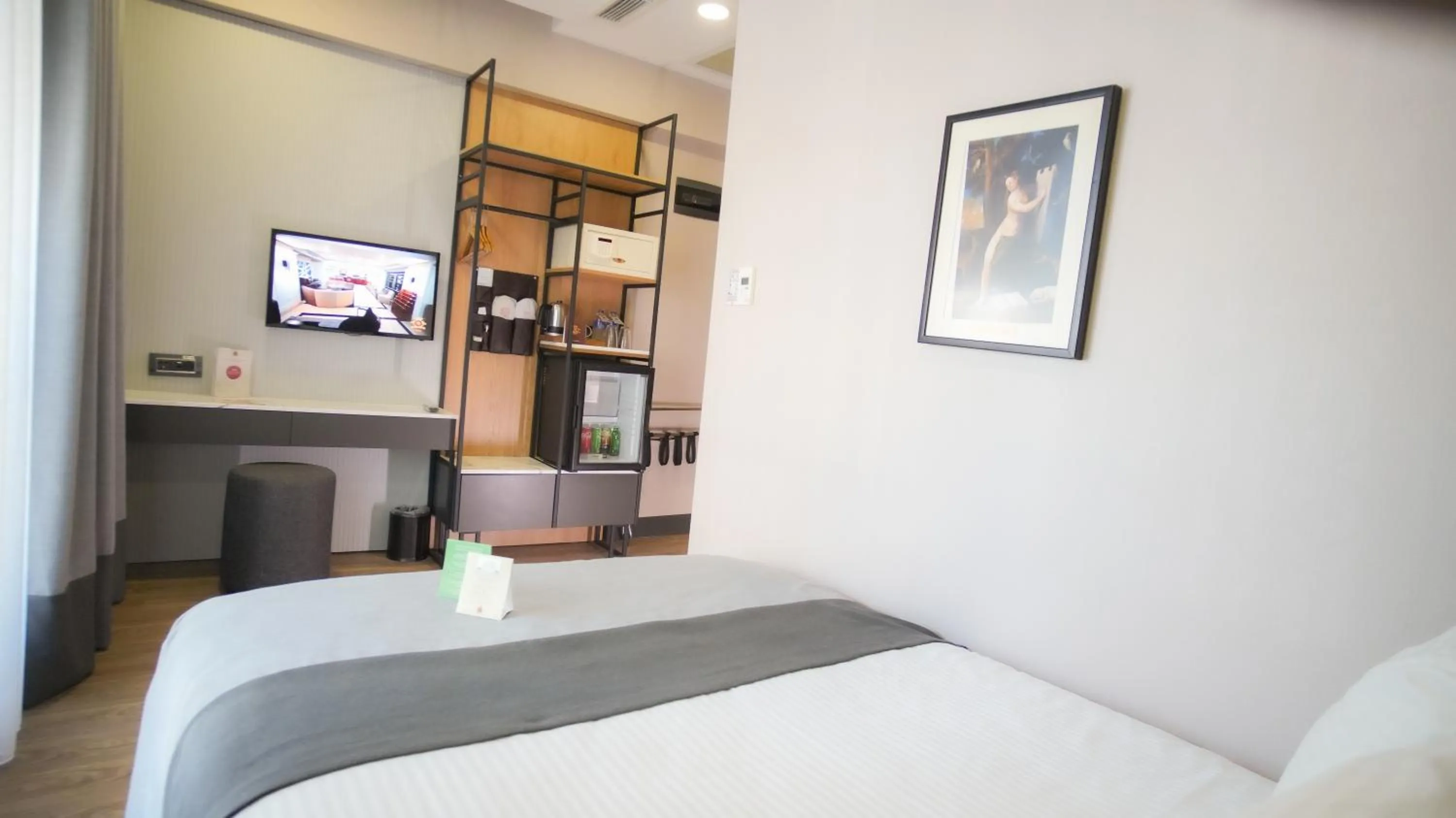 Bed in Dosso Dossi Hotels Old City