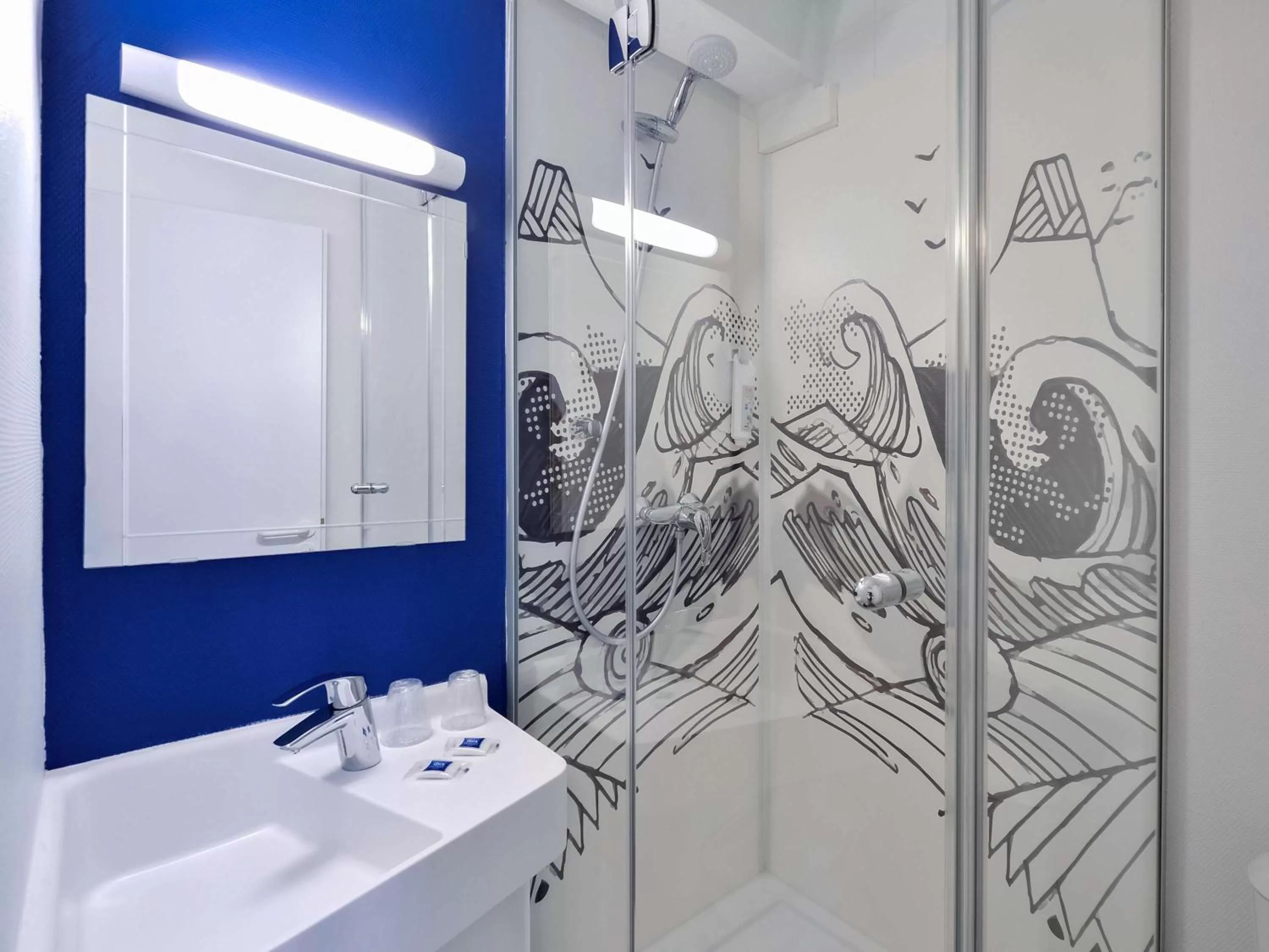 Photo of the whole room in Ibis budget Chambéry Centre Ville