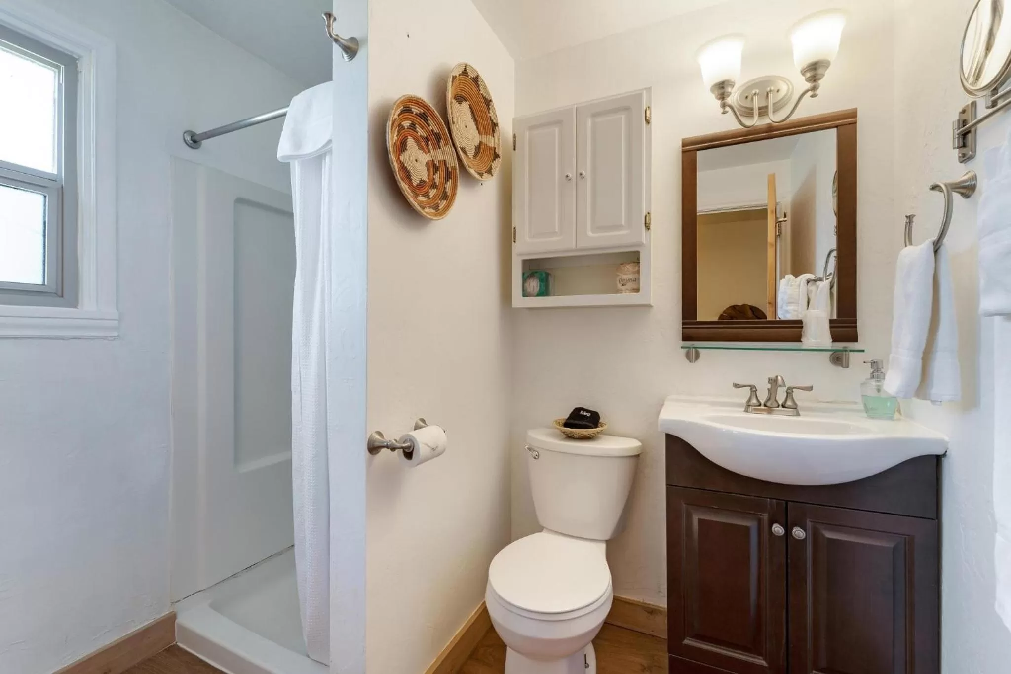 Shower in Stone Lizard Lodge