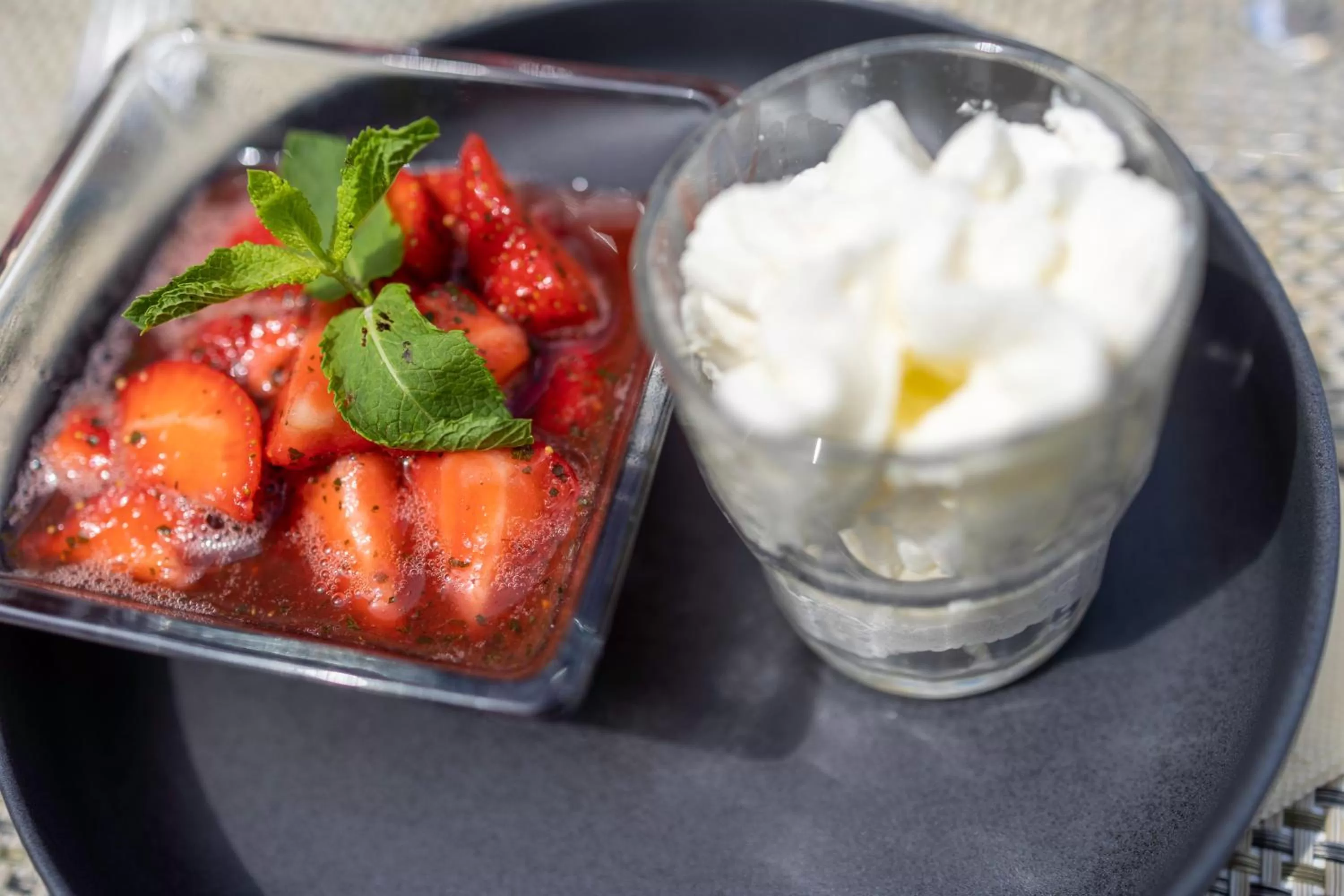 Restaurant/places to eat in Hôtel restaurant Kyriad Fréjus