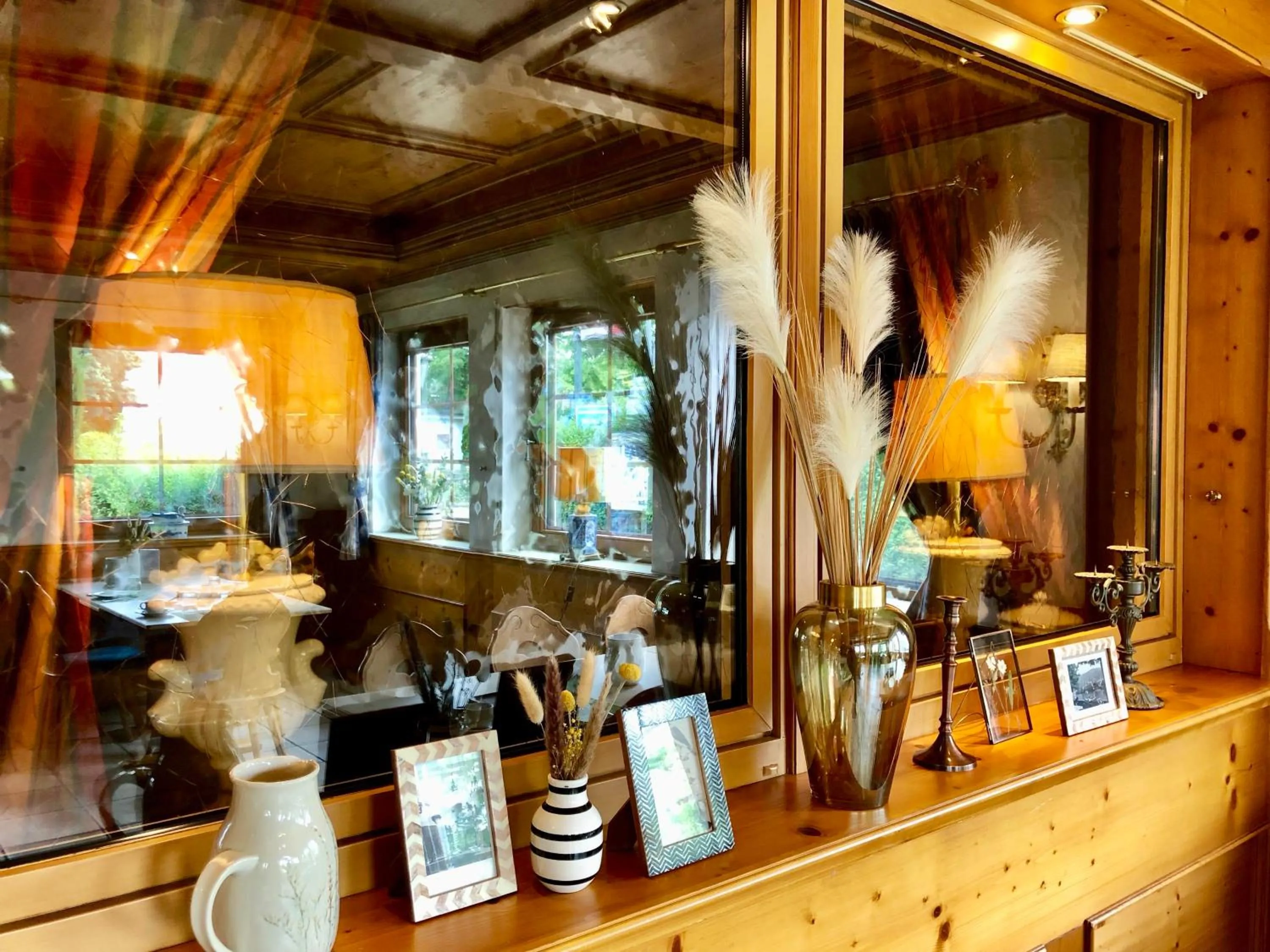 Restaurant/places to eat in Hotel Heidelberg