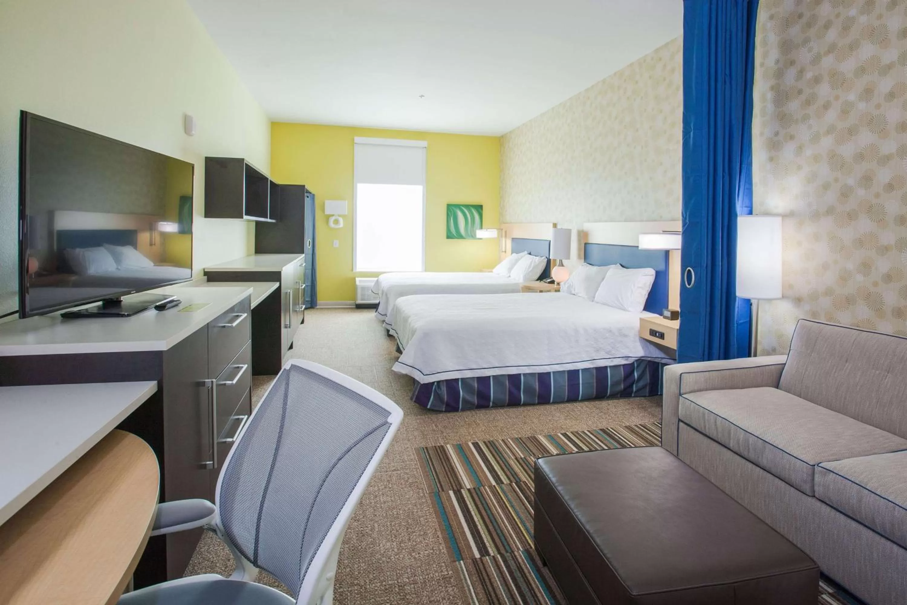 Bedroom, Bed in Home2 Suites by Hilton Brownsville