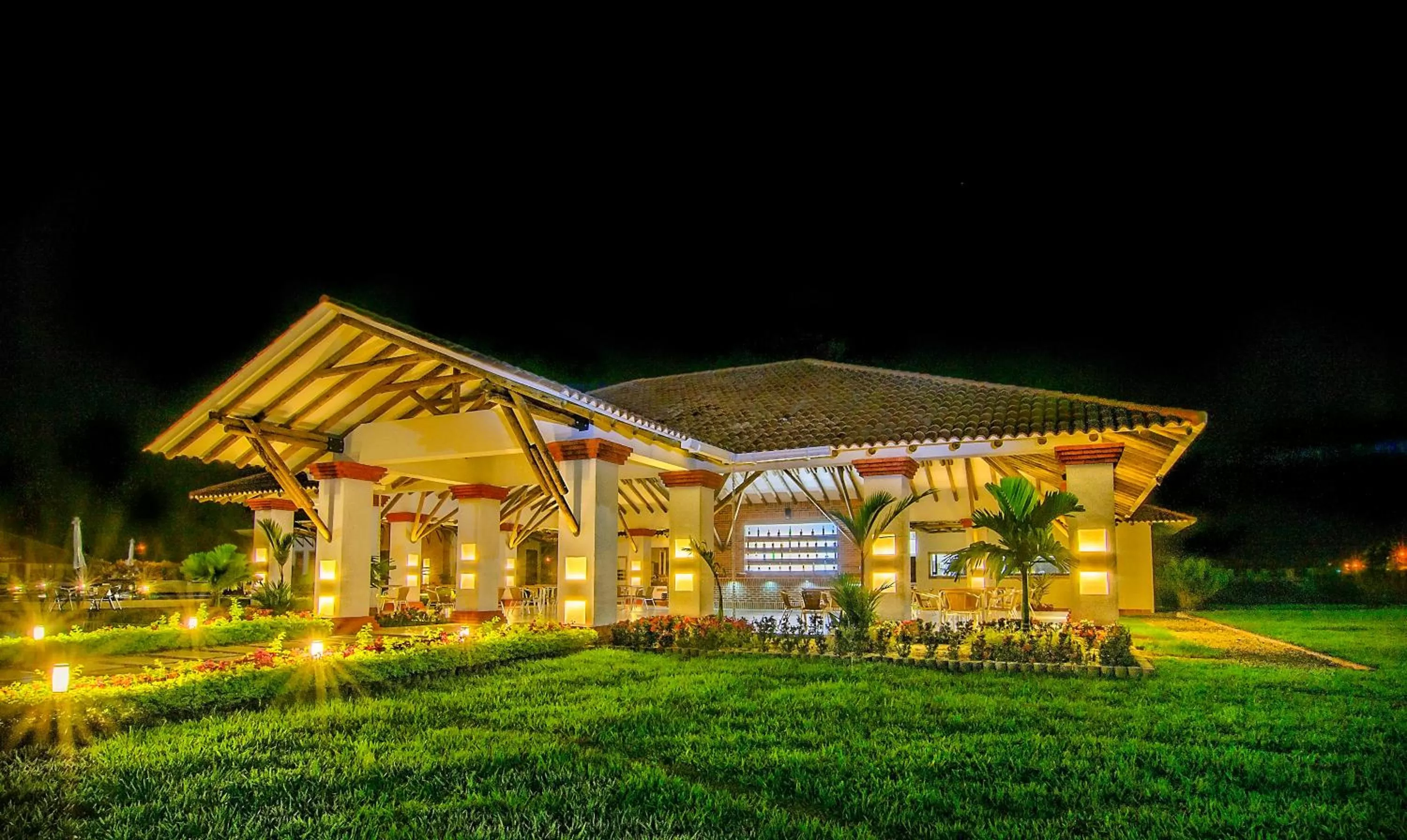 Property Building in Brizantha Hotel Campestre