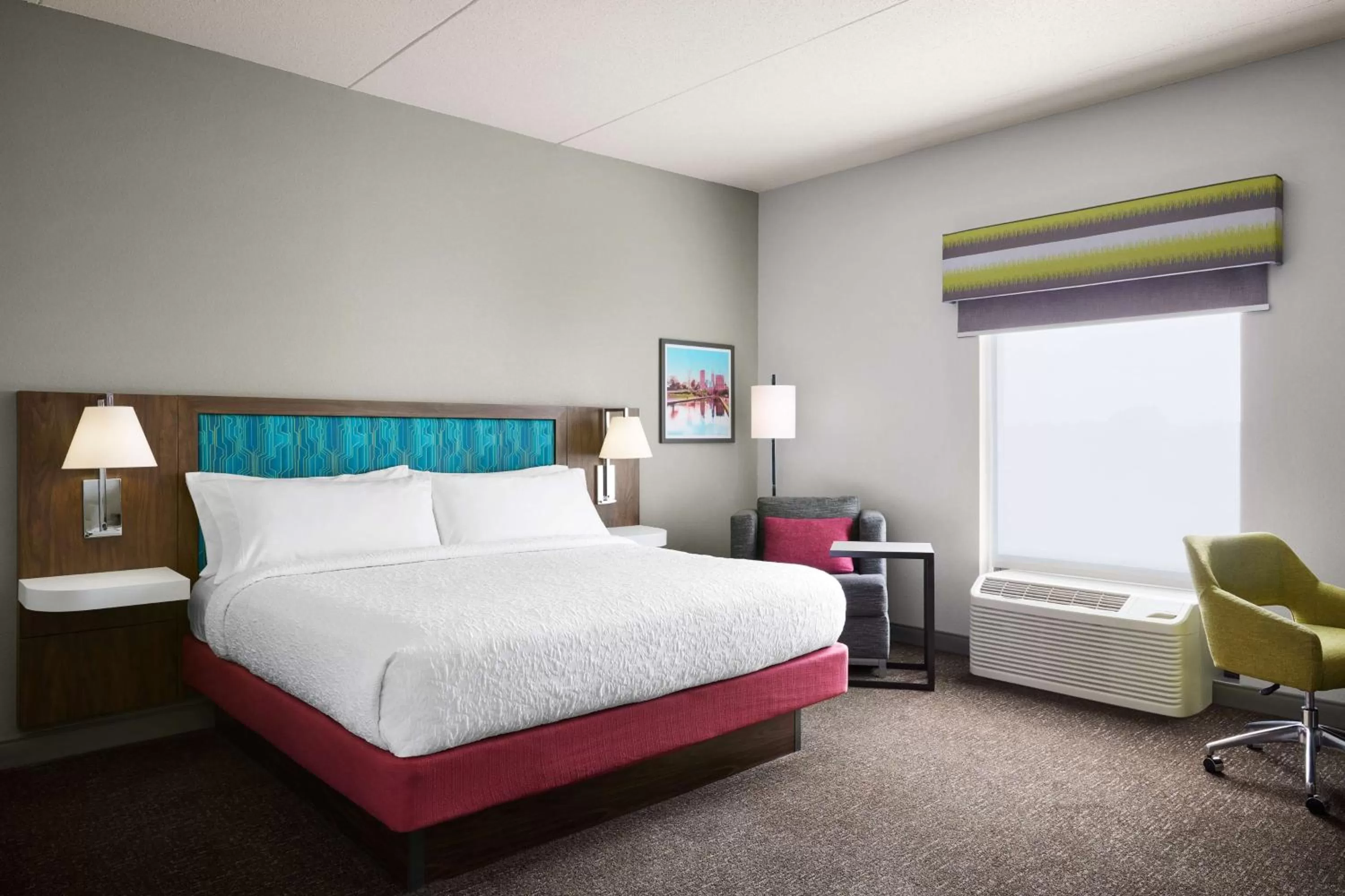 King Room with Tub - Disability Access/Non-Smoking in Hampton Inn Indianapolis Northwest - Park 100