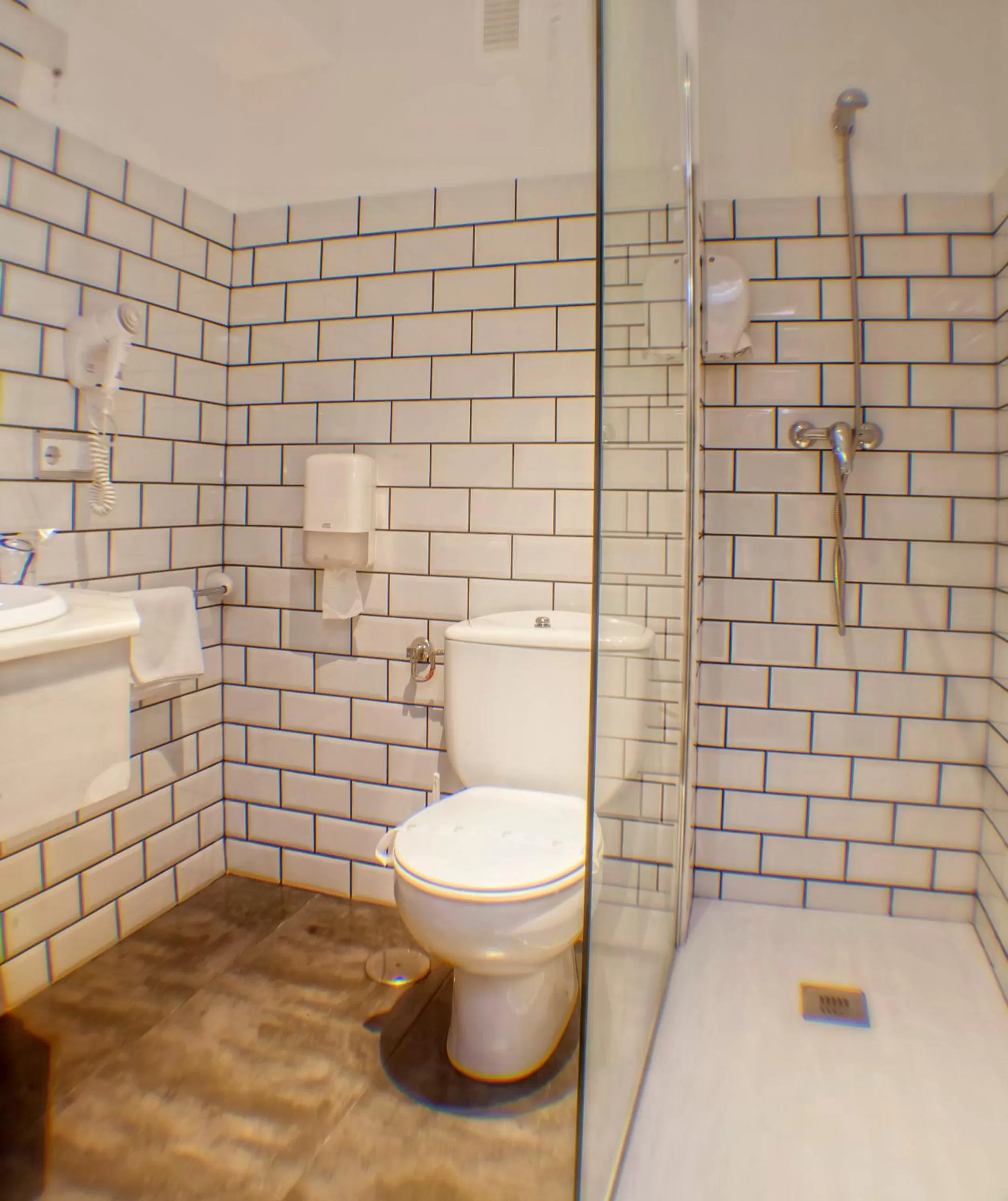 Bathroom in Hotel Spa El Muelle de Suances