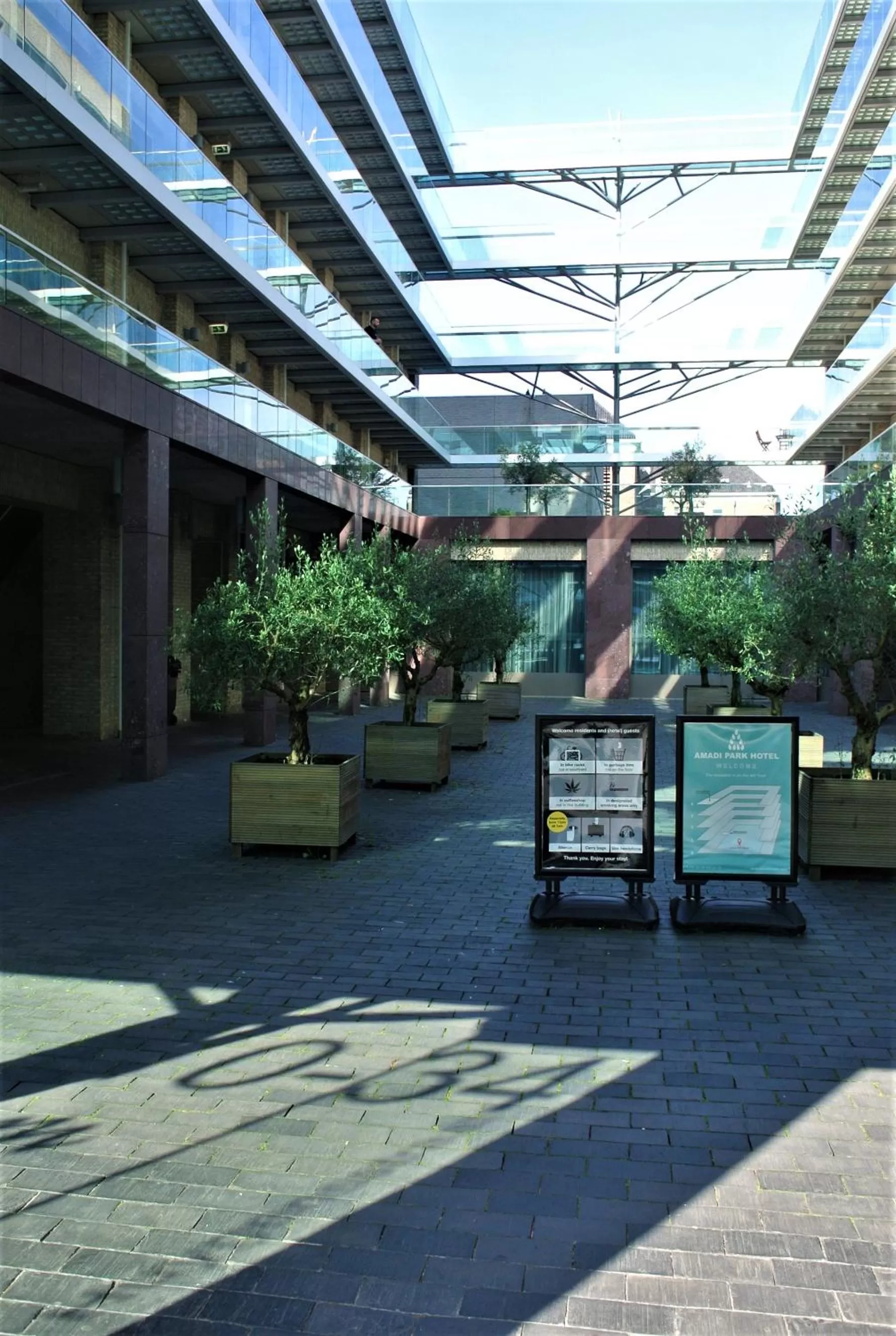 Facade/entrance in Amadi Park Hotel