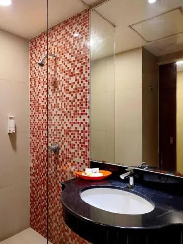 Bathroom in Front One Hotel Purwodadi
