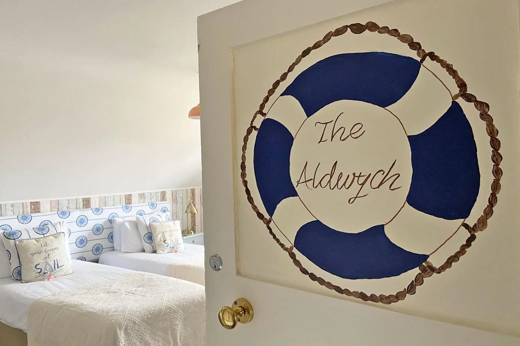 Superior Twin Room in Burlington Berties Boutique Hotel