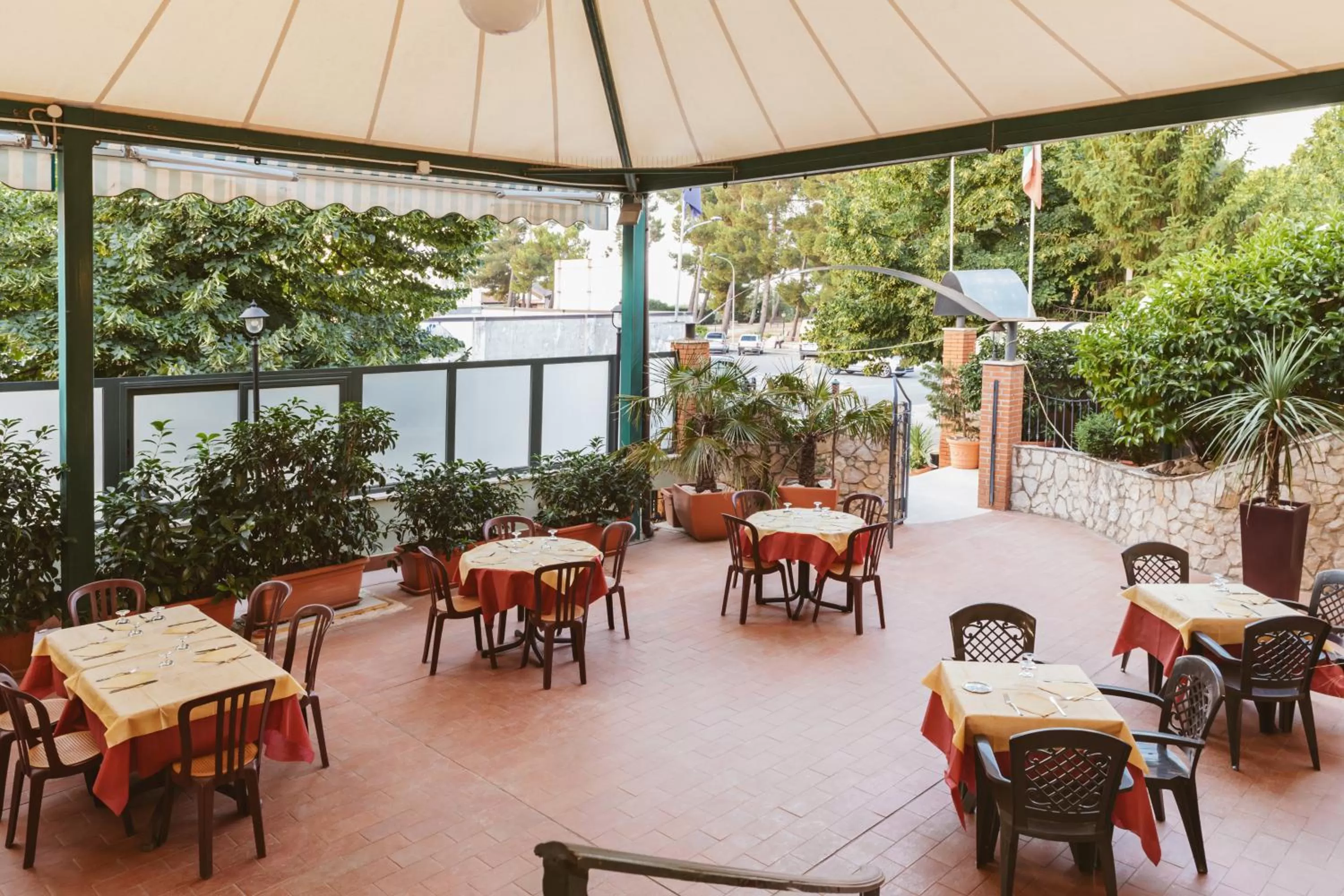 Restaurant/places to eat in Hotel Villa Del Sorriso