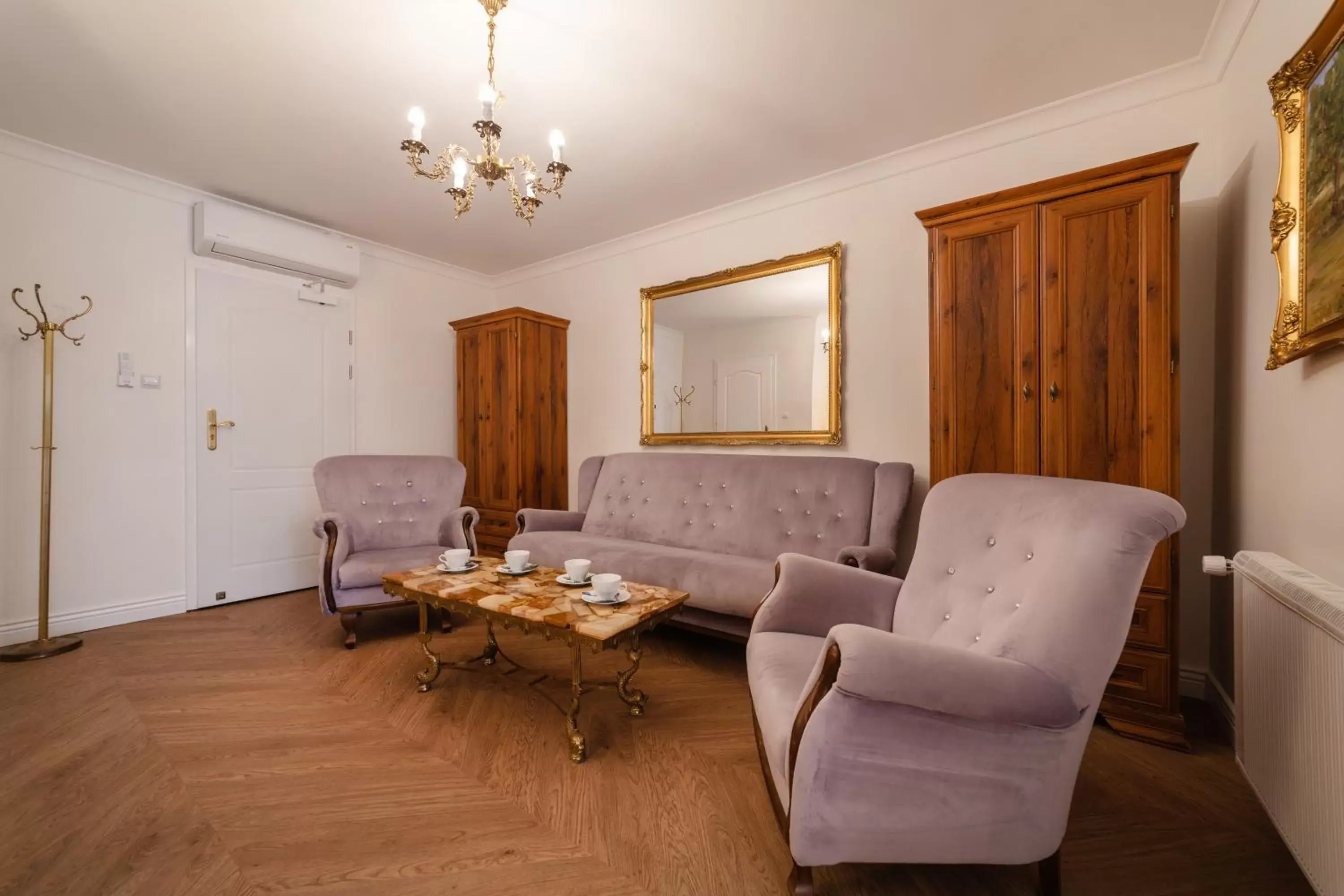 One-Bedroom Apartment in Pensjonat & Restauracja Admirał One-Bedroom Apartment in Pensjonat & Restauracja Admirał