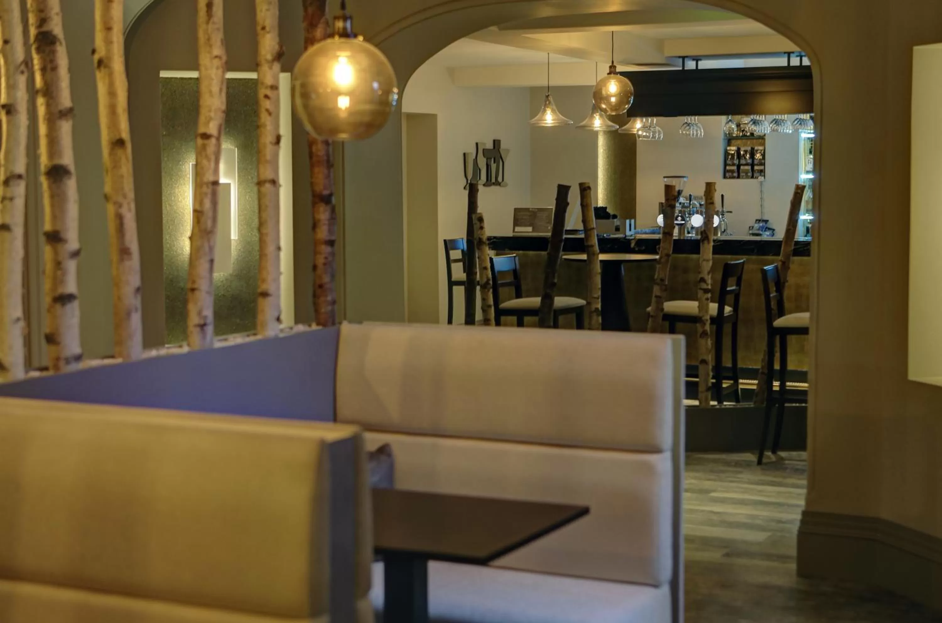 Food and drinks in Burlington Hotel, BW Premier Collection by Best Western