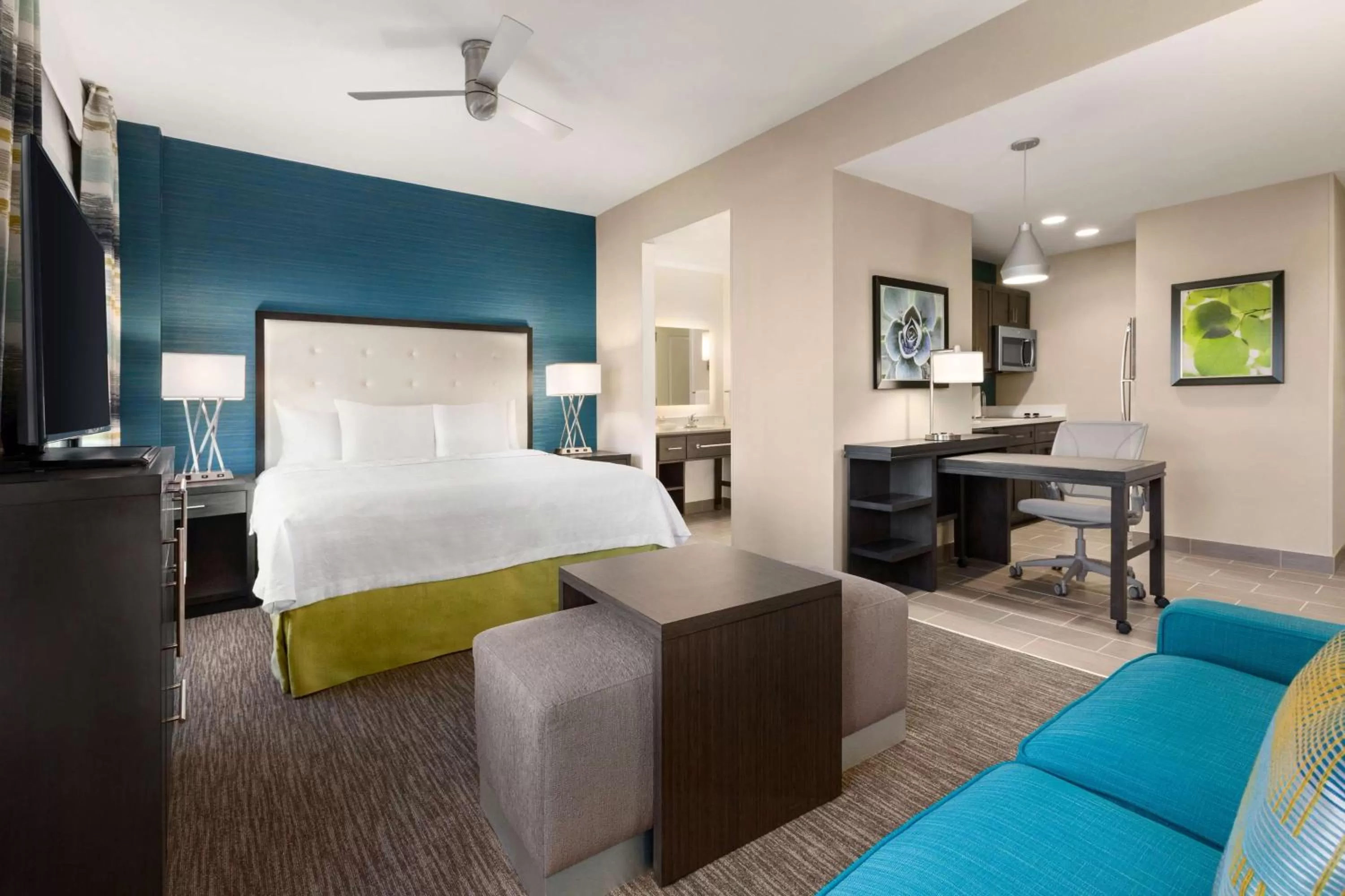 Bedroom, Bed in Homewood Suites By Hilton Charlotte Southpark