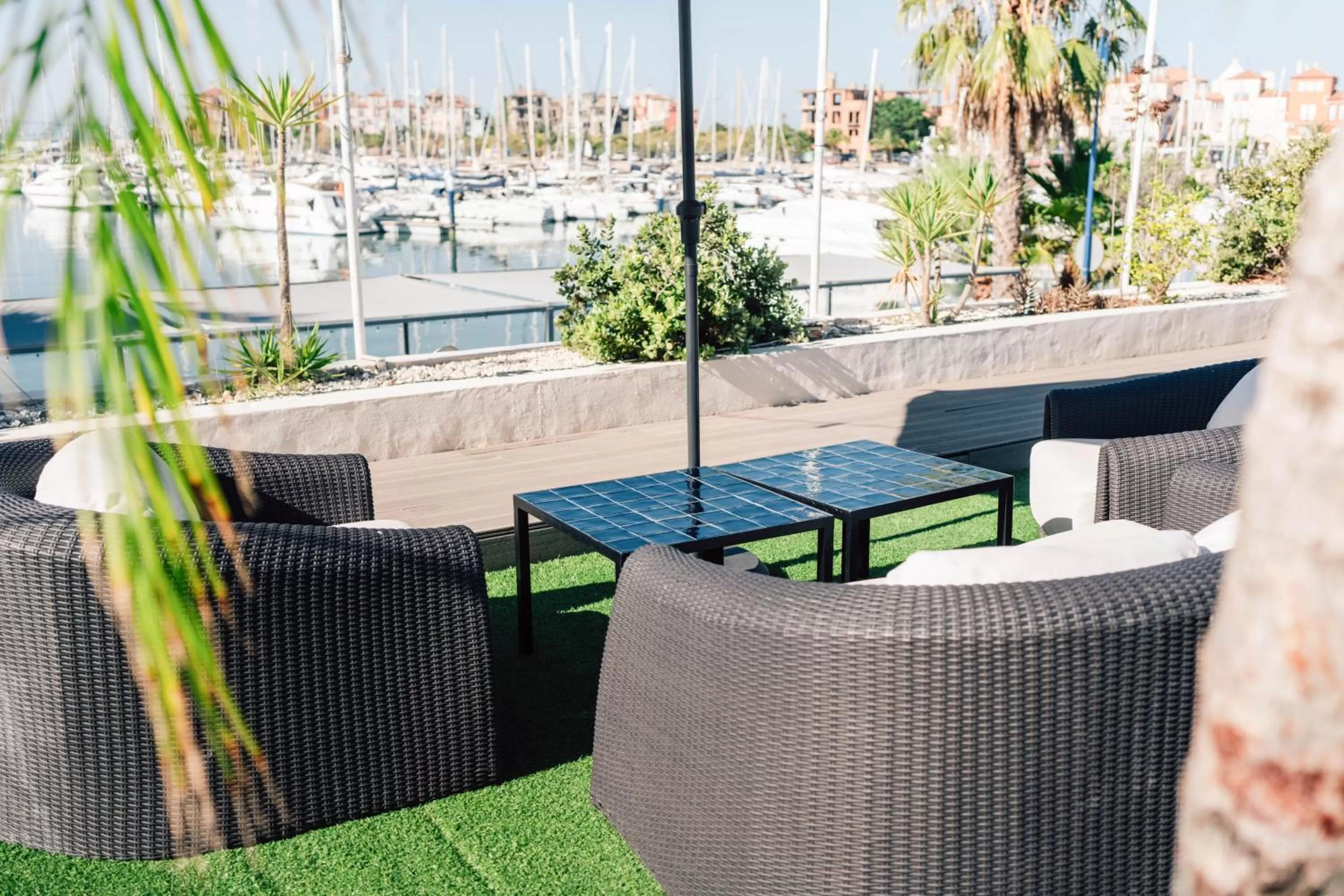 Seating area in Hotel Puerto Sherry