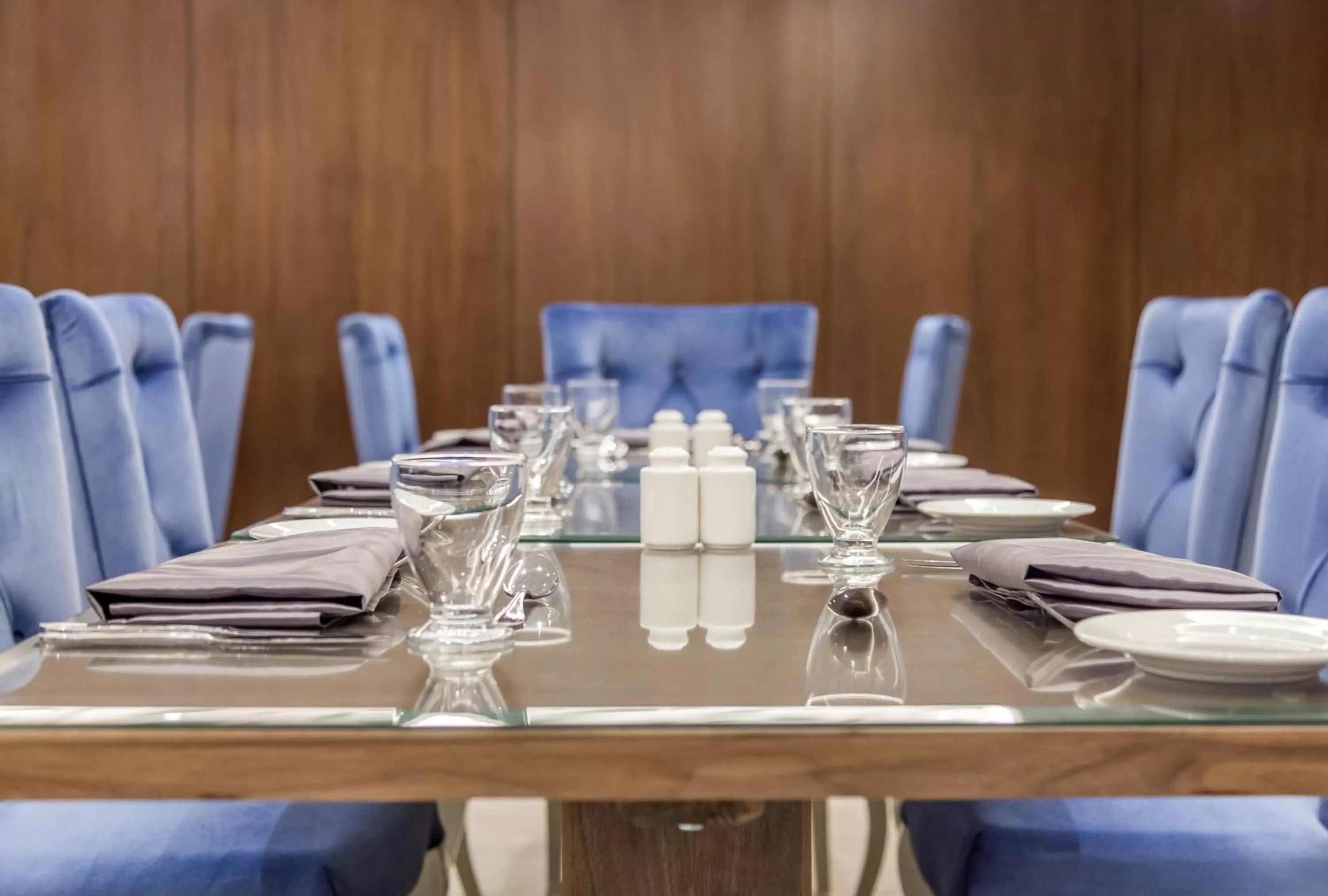 Restaurant/Places to Eat in Harir Palace Hotel