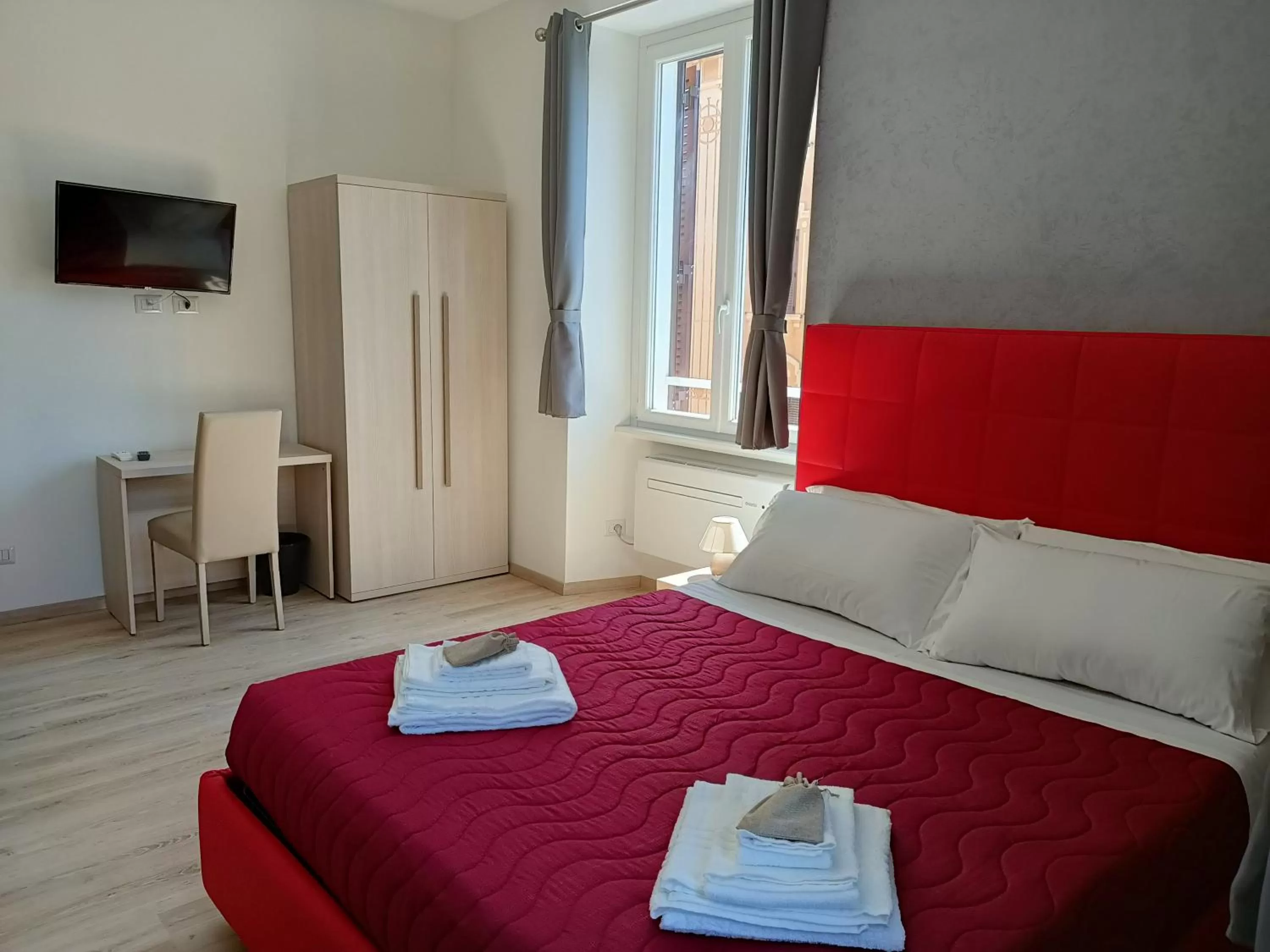 Bed in SunnyCornerinRHome