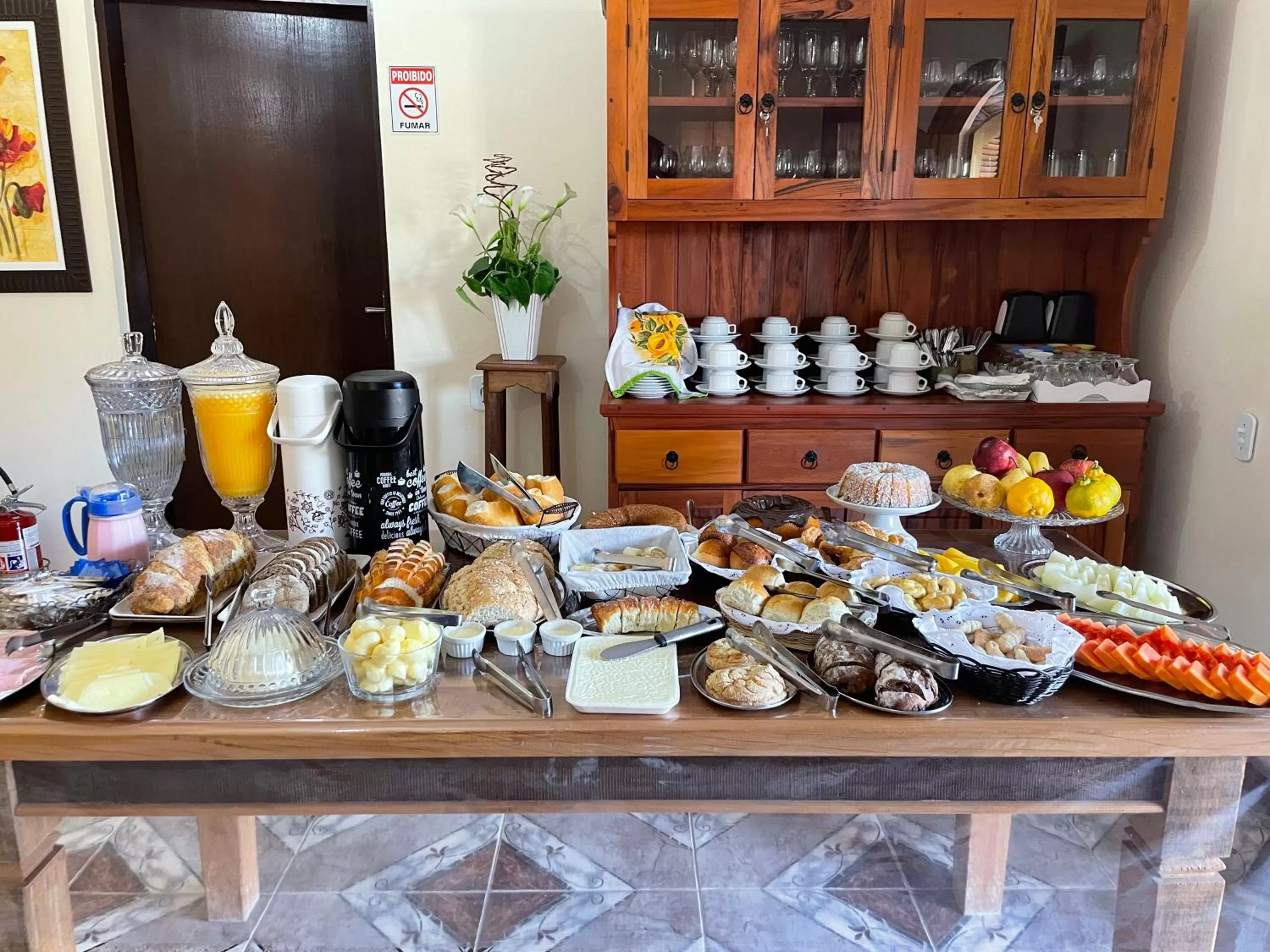 Breakfast in Hotel do Parque - Cunha