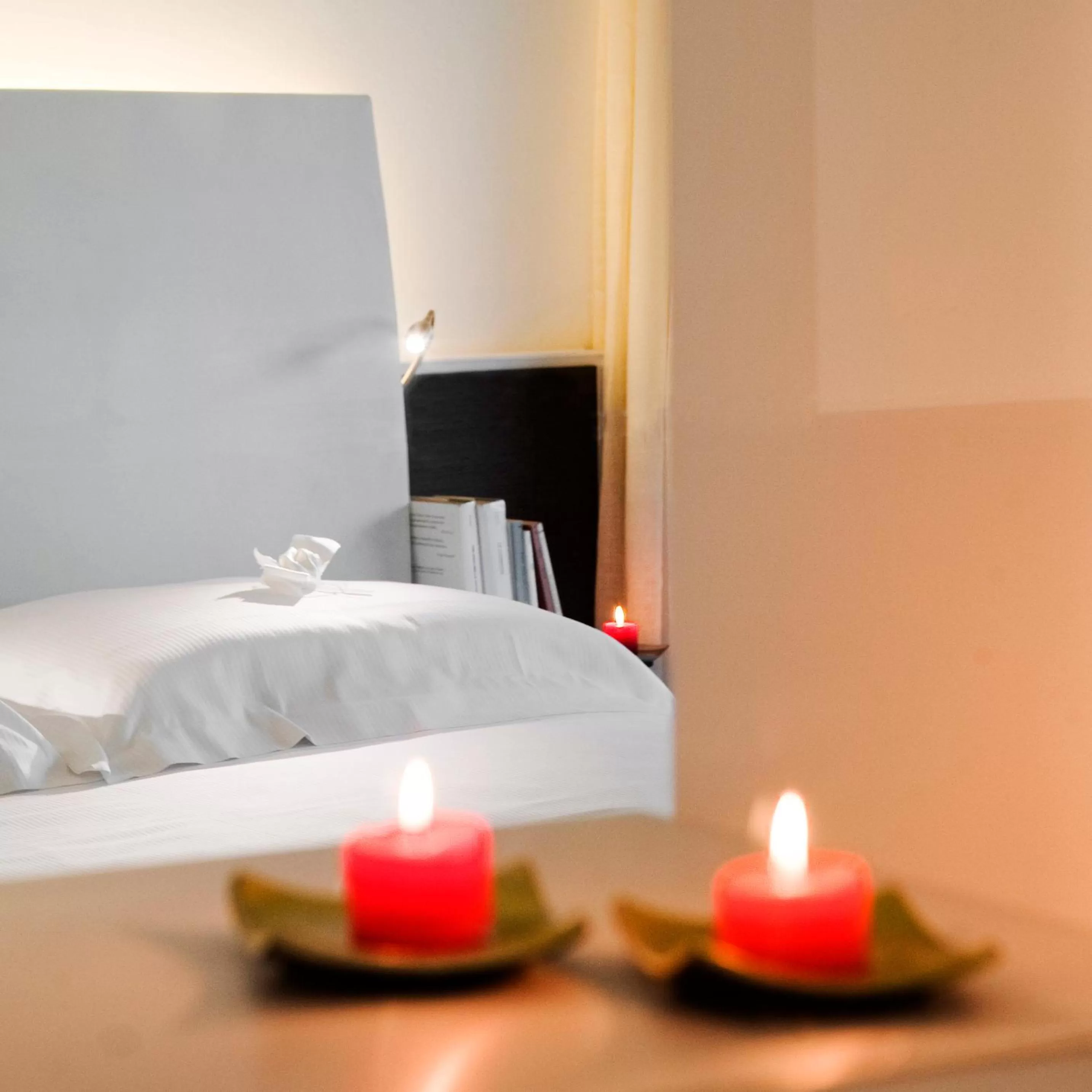 Decorative detail, Bed in Lungotevere Suite