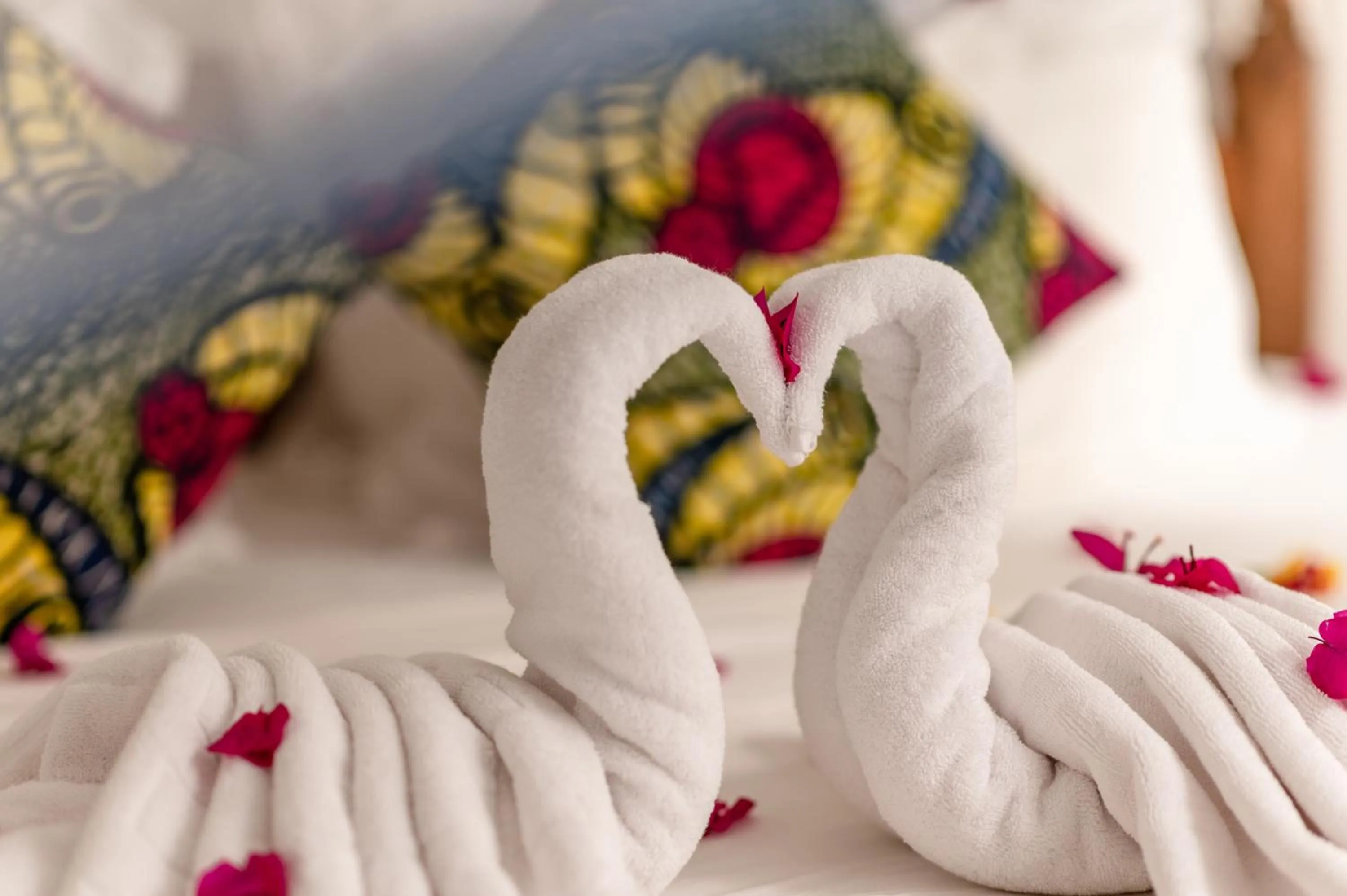 Bed in Hakuna Majiwe Beach Lodge