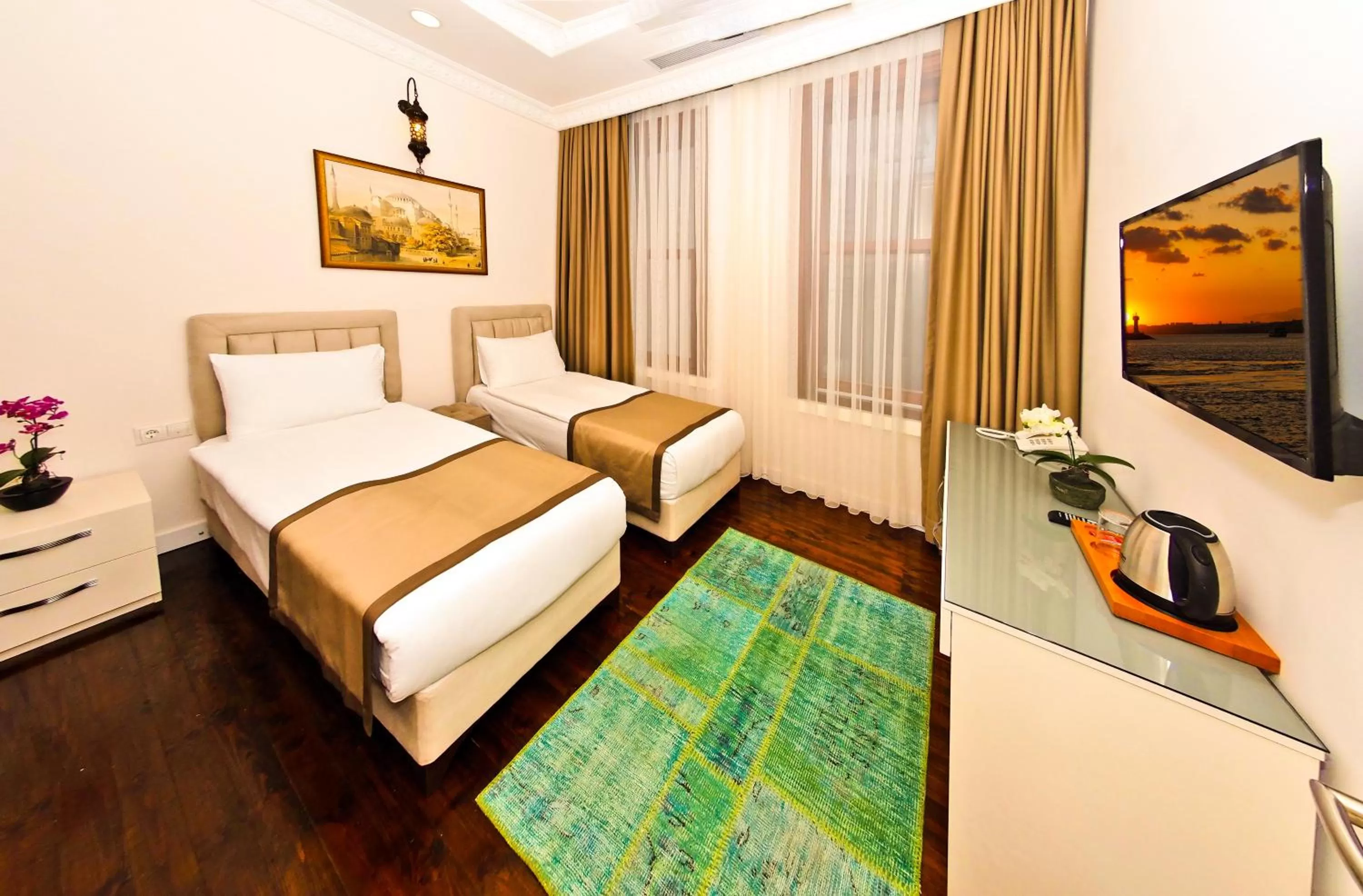 Photo of the whole room, Bed in Nusretbey Hotel