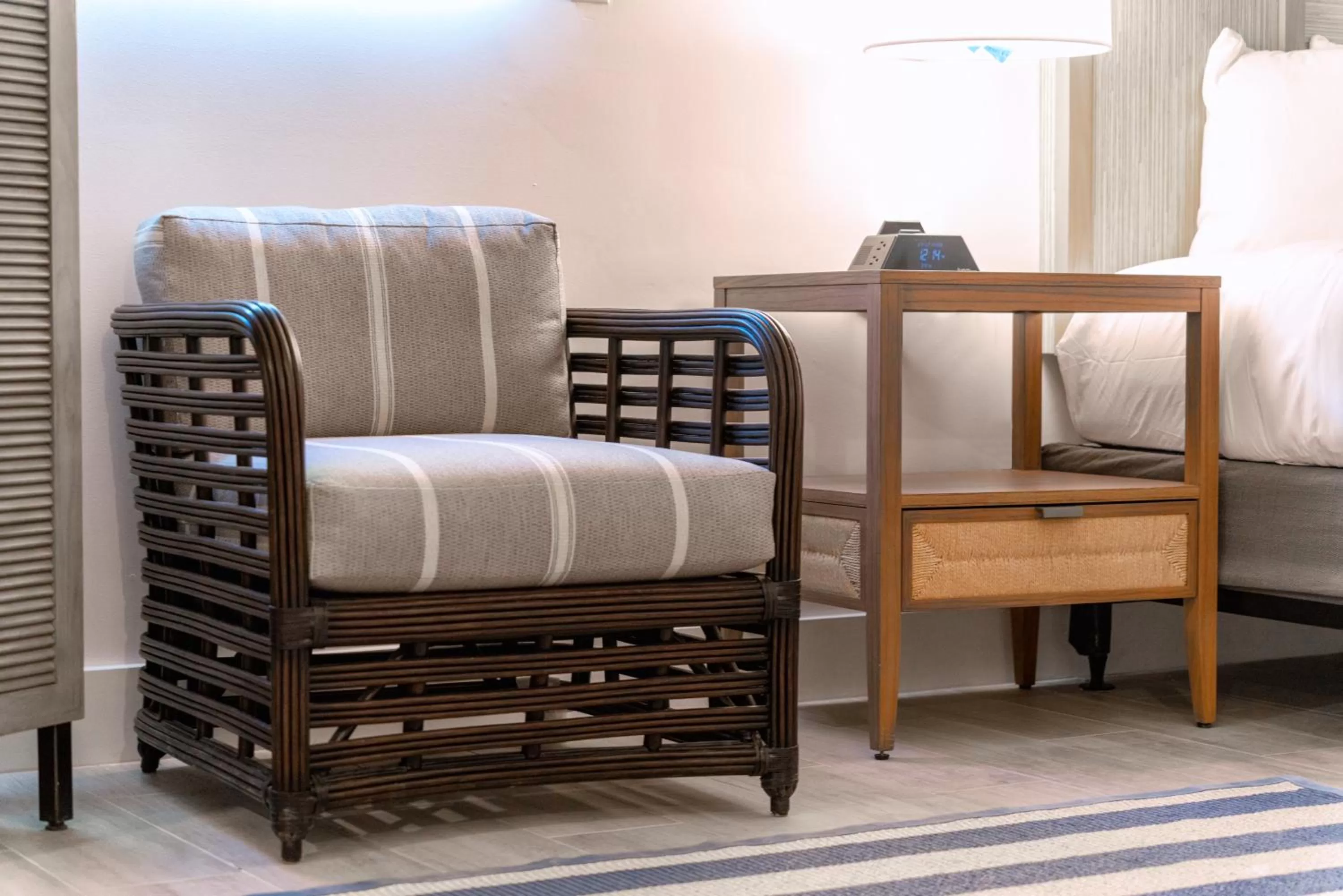 Seating area in Chesapeake Beach Resort