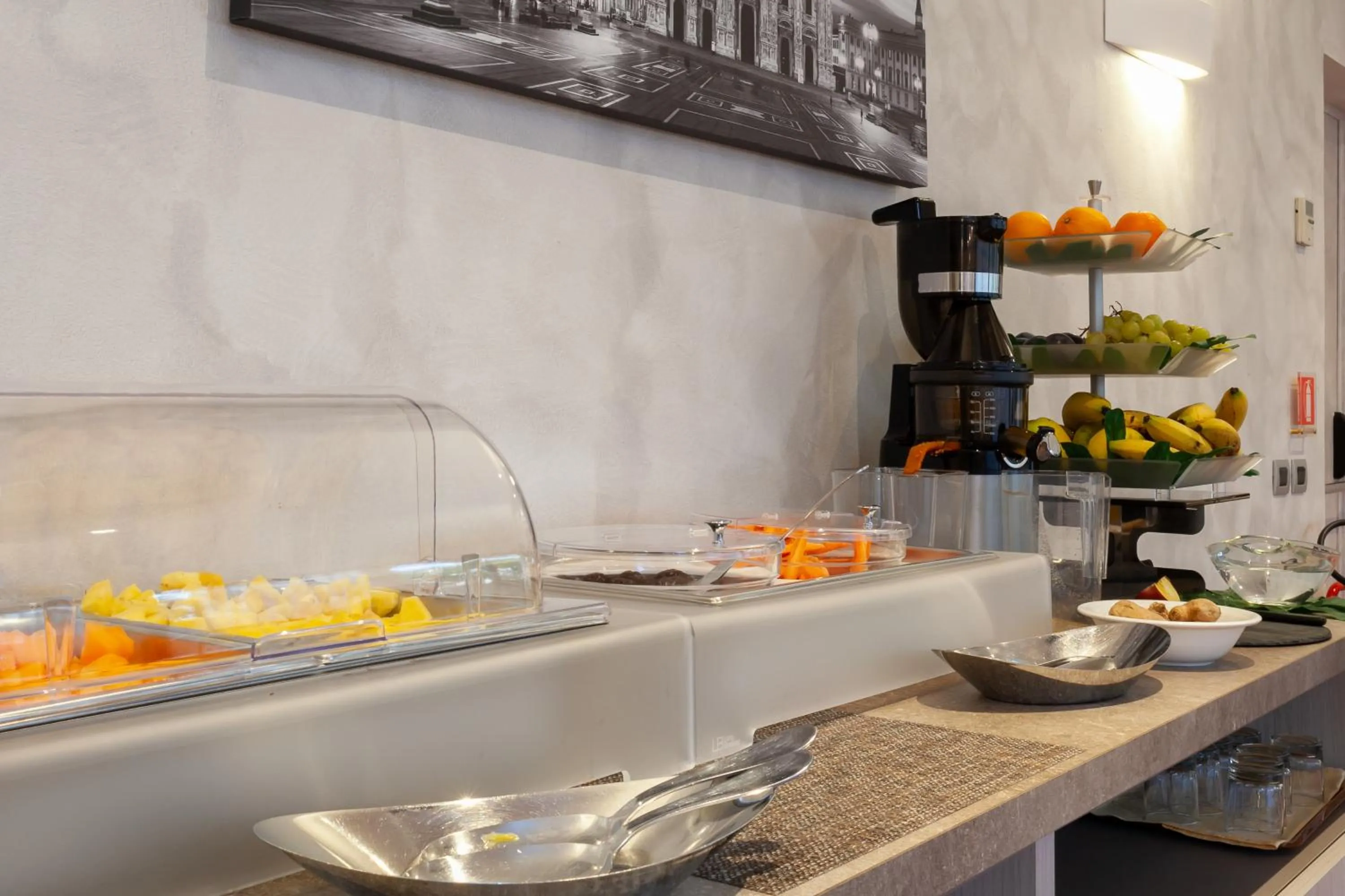 Continental breakfast in Hotel Mirage Sure Hotel Collection by Best Western