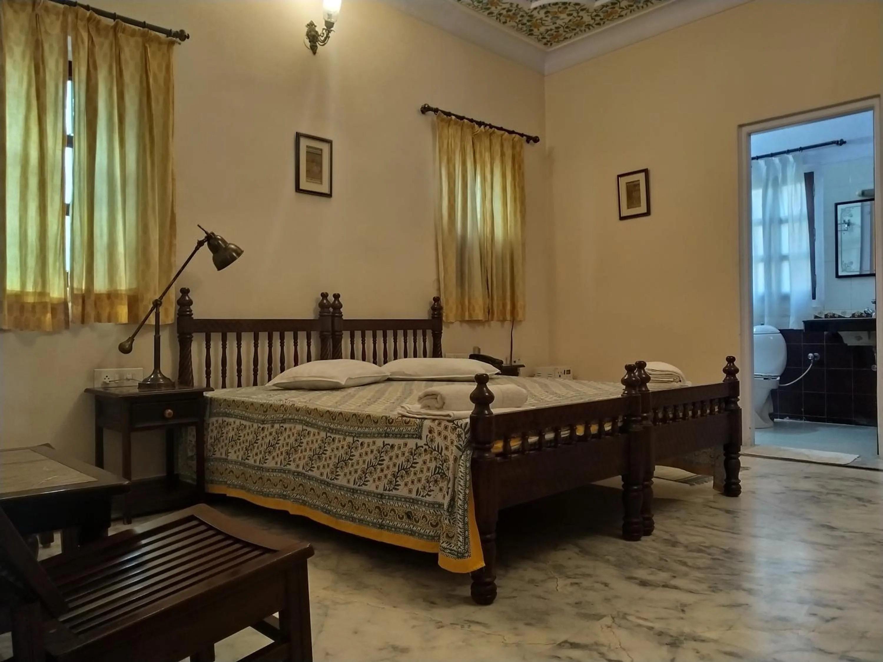 Bed in Anuraag Villa