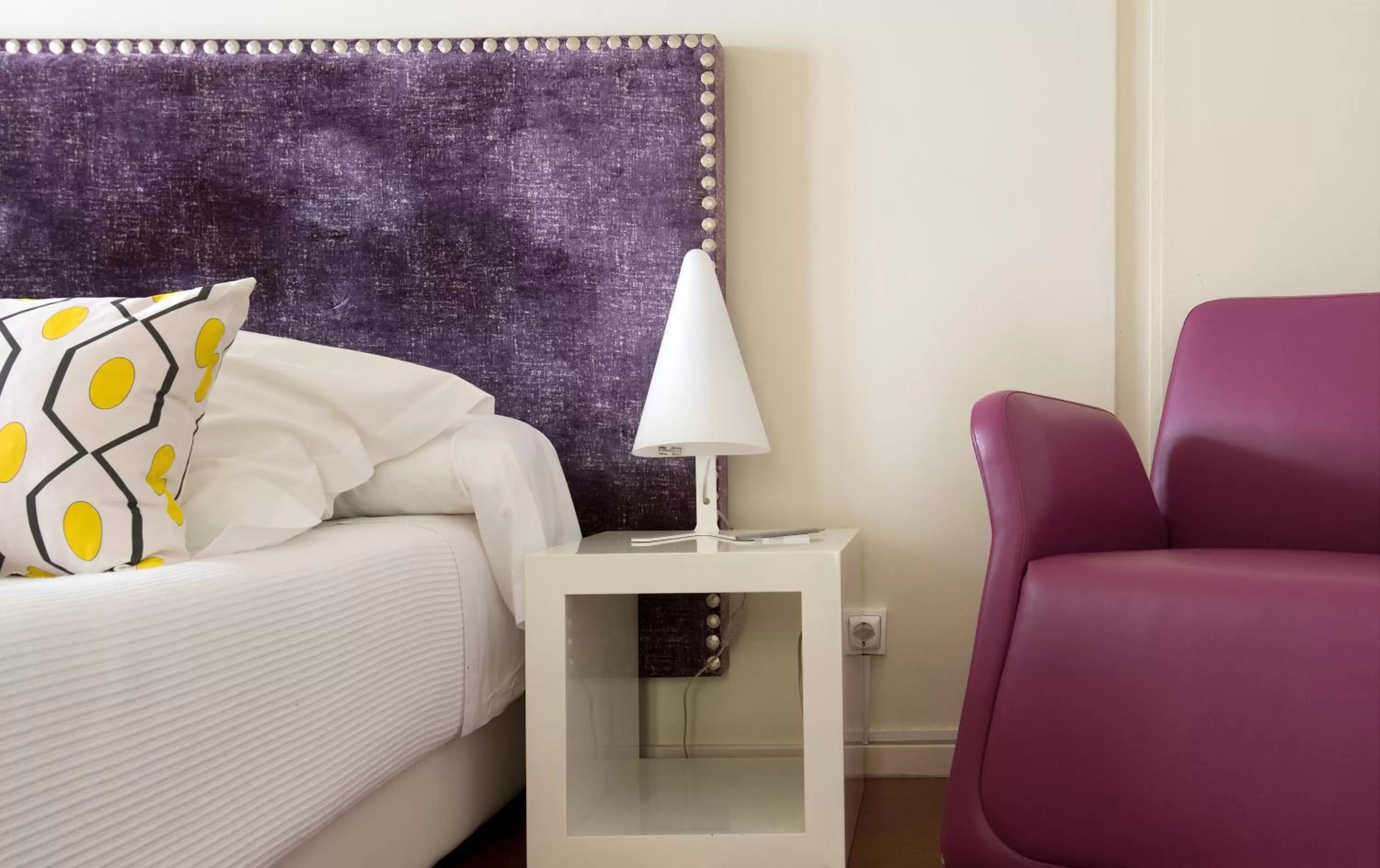 Decorative detail, Bed in Hotel Viento10