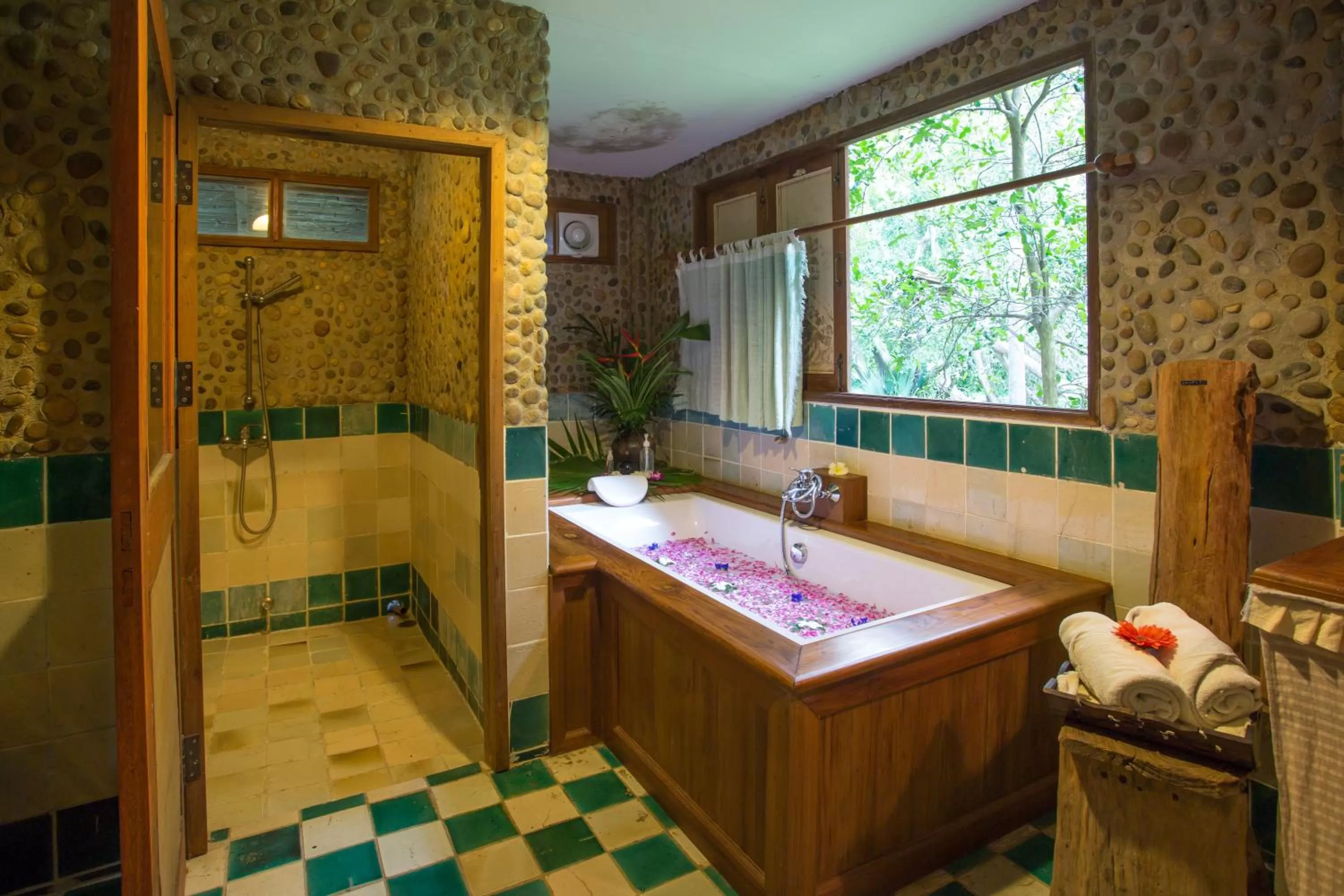 Hot Tub in Kaomai Lanna Resort