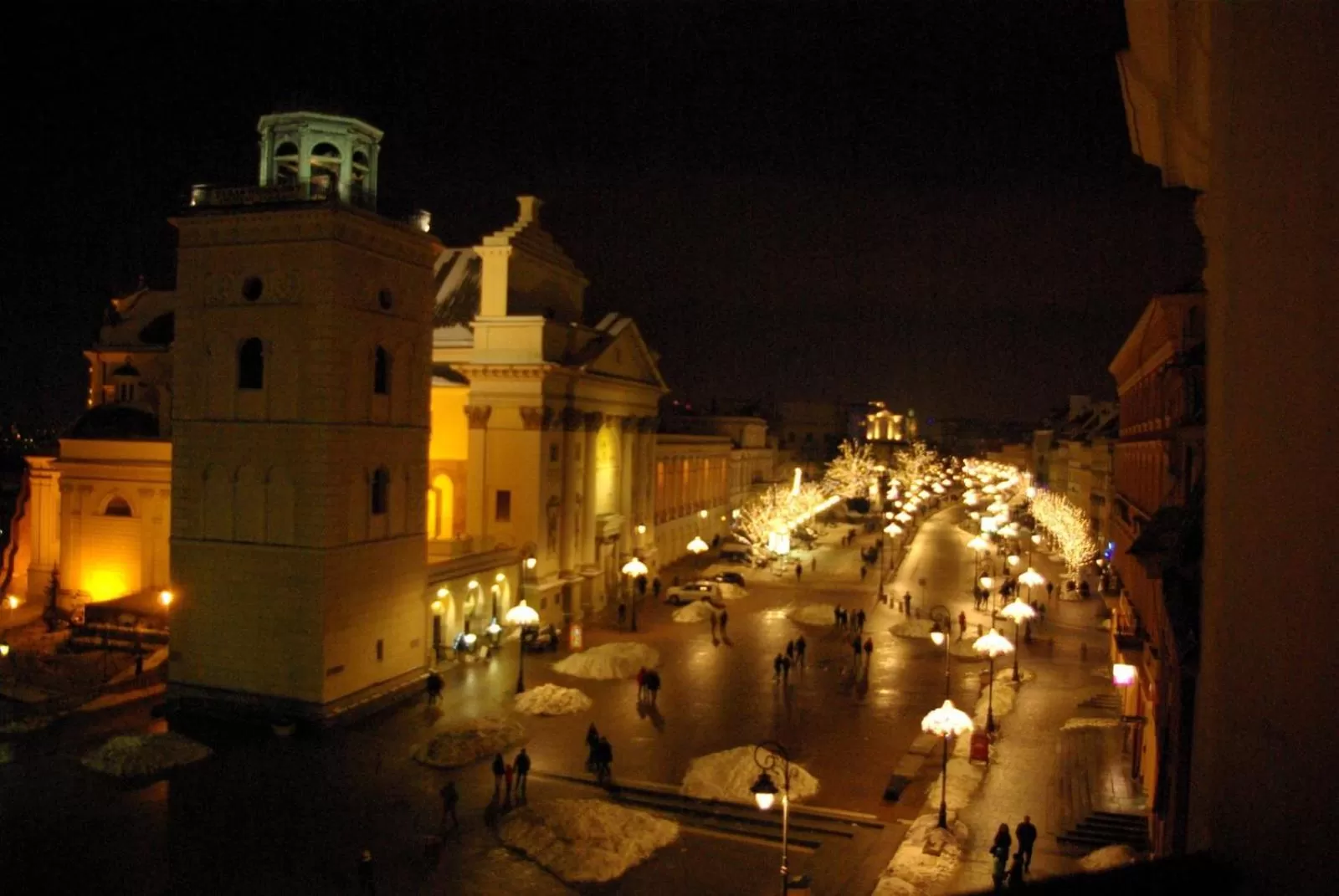 Night in Pokoje Gościnne Dom Literatury