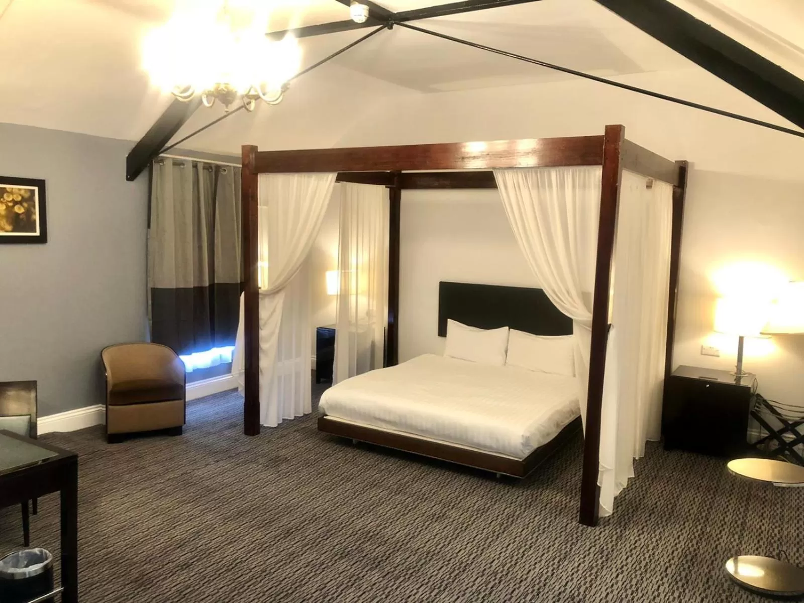 Superior Suite in The Bridge Hotel