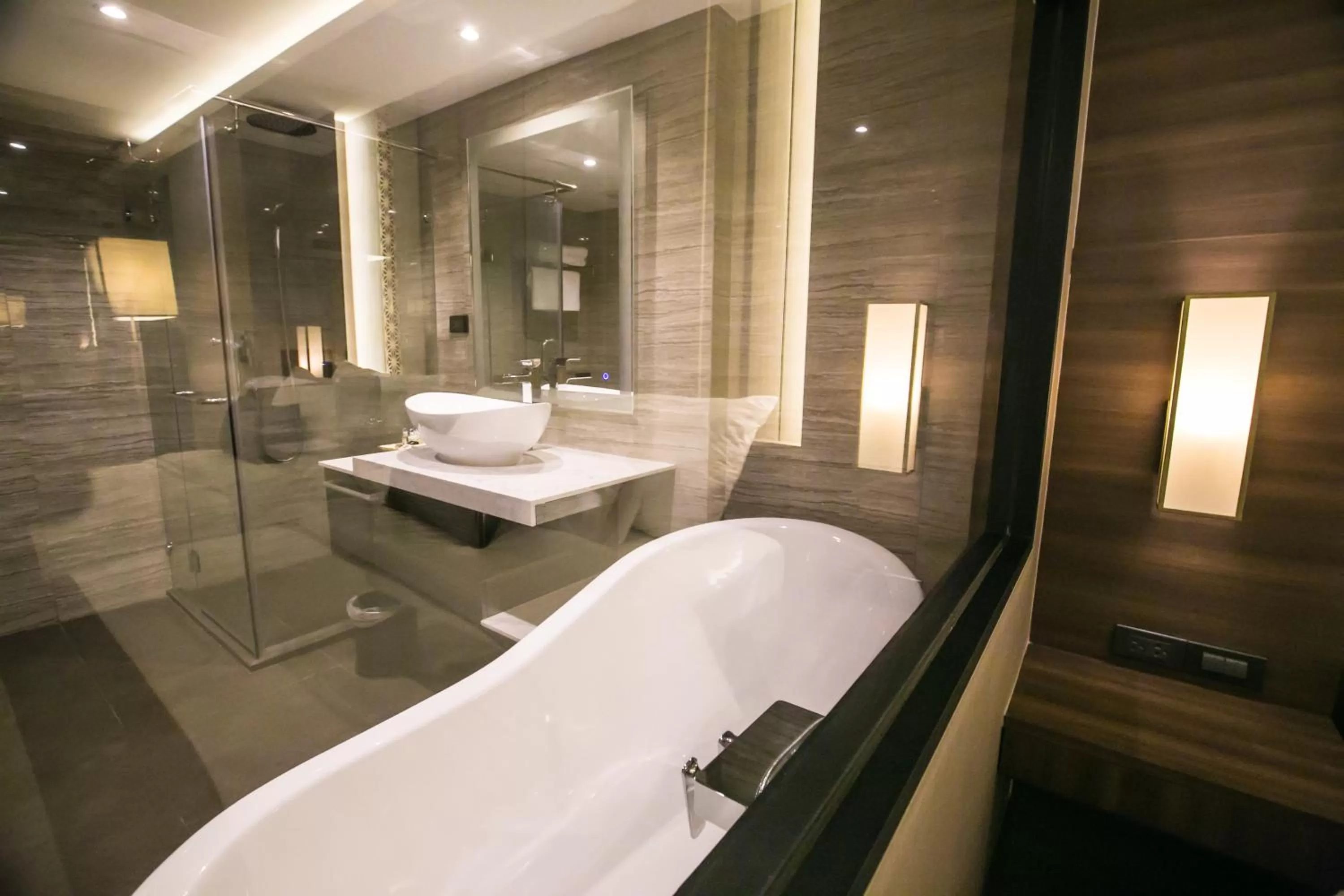 Bathroom in Arte Hotel - SHA Extra Plus